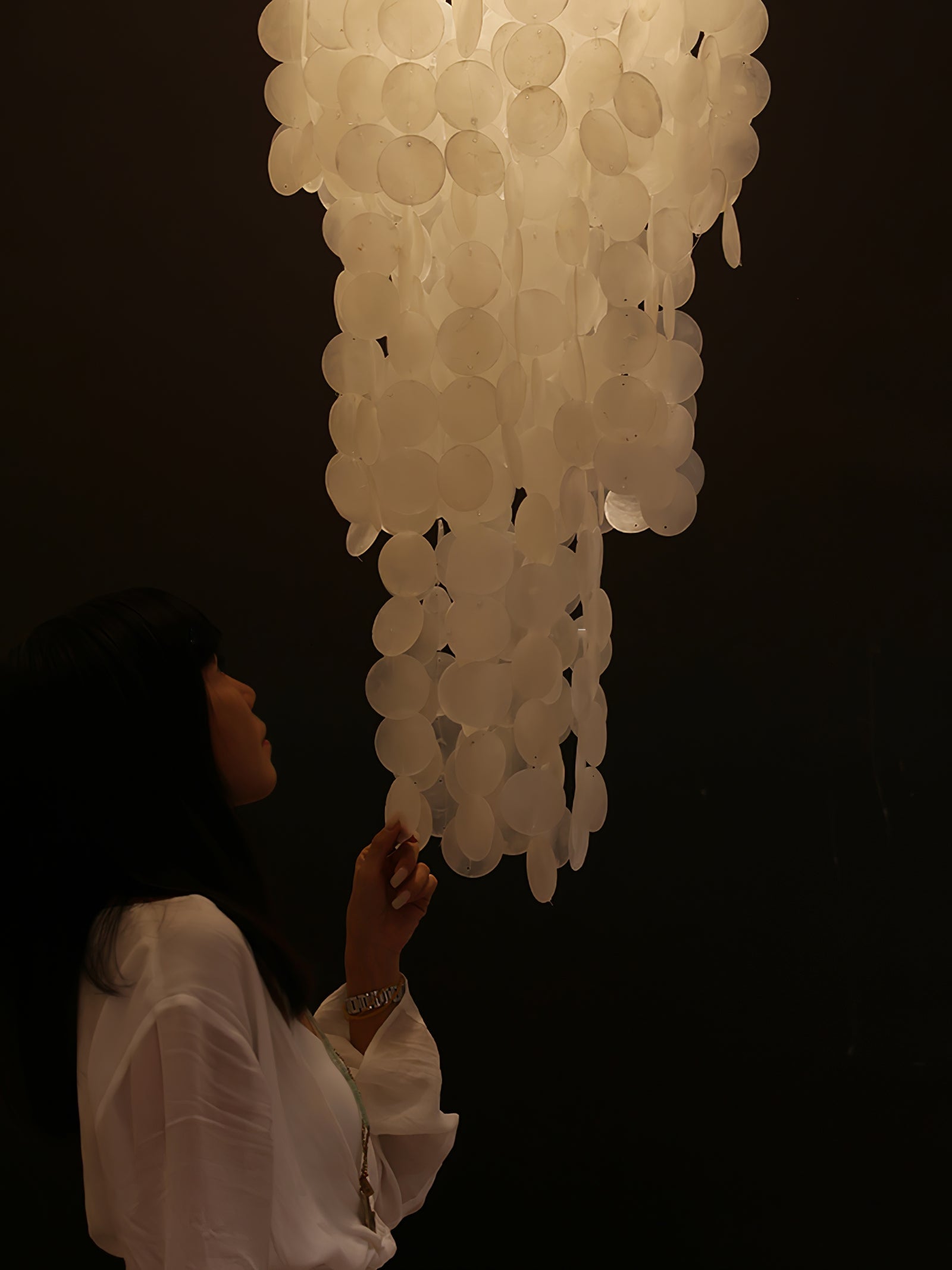 Eloryra Cascading Glass Chandelier - Blowlighting