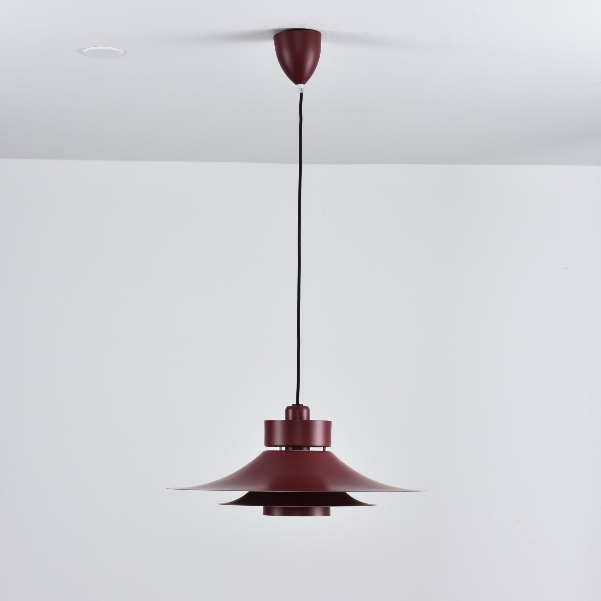 Sadie Minimalist Metal Pendant Lamp - Blowlighting