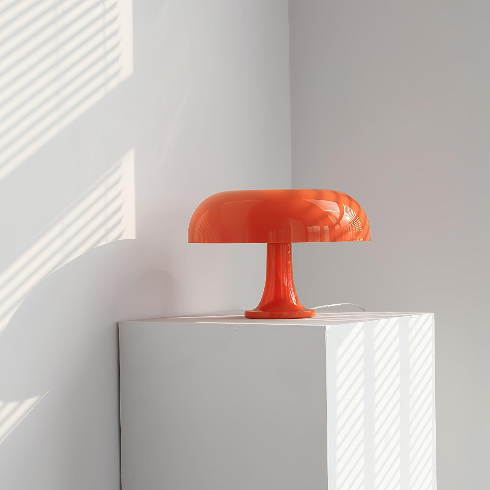 Mushroom Playful Table Lamp - Blowlighting