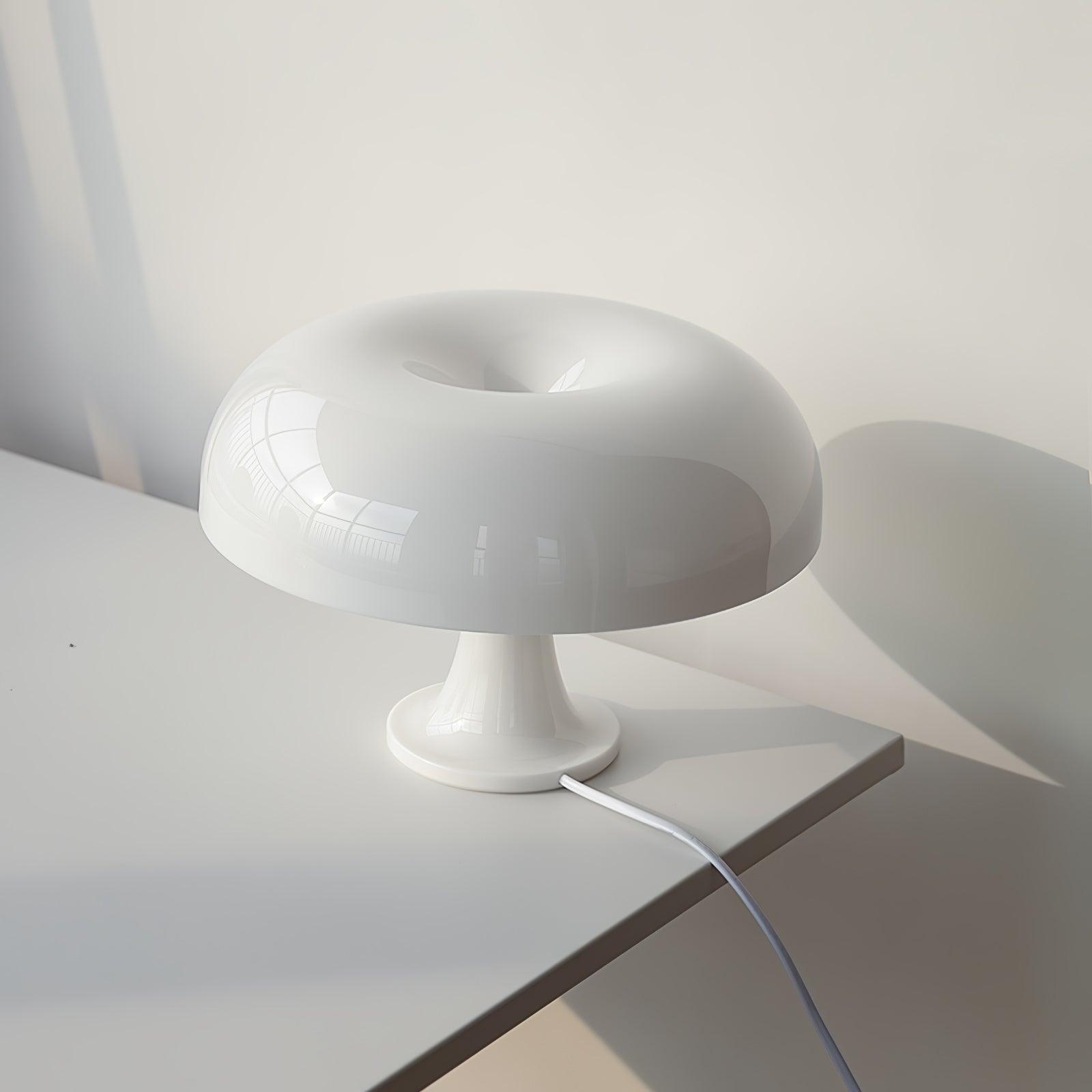 Mushroom Playful Table Lamp - Blowlighting