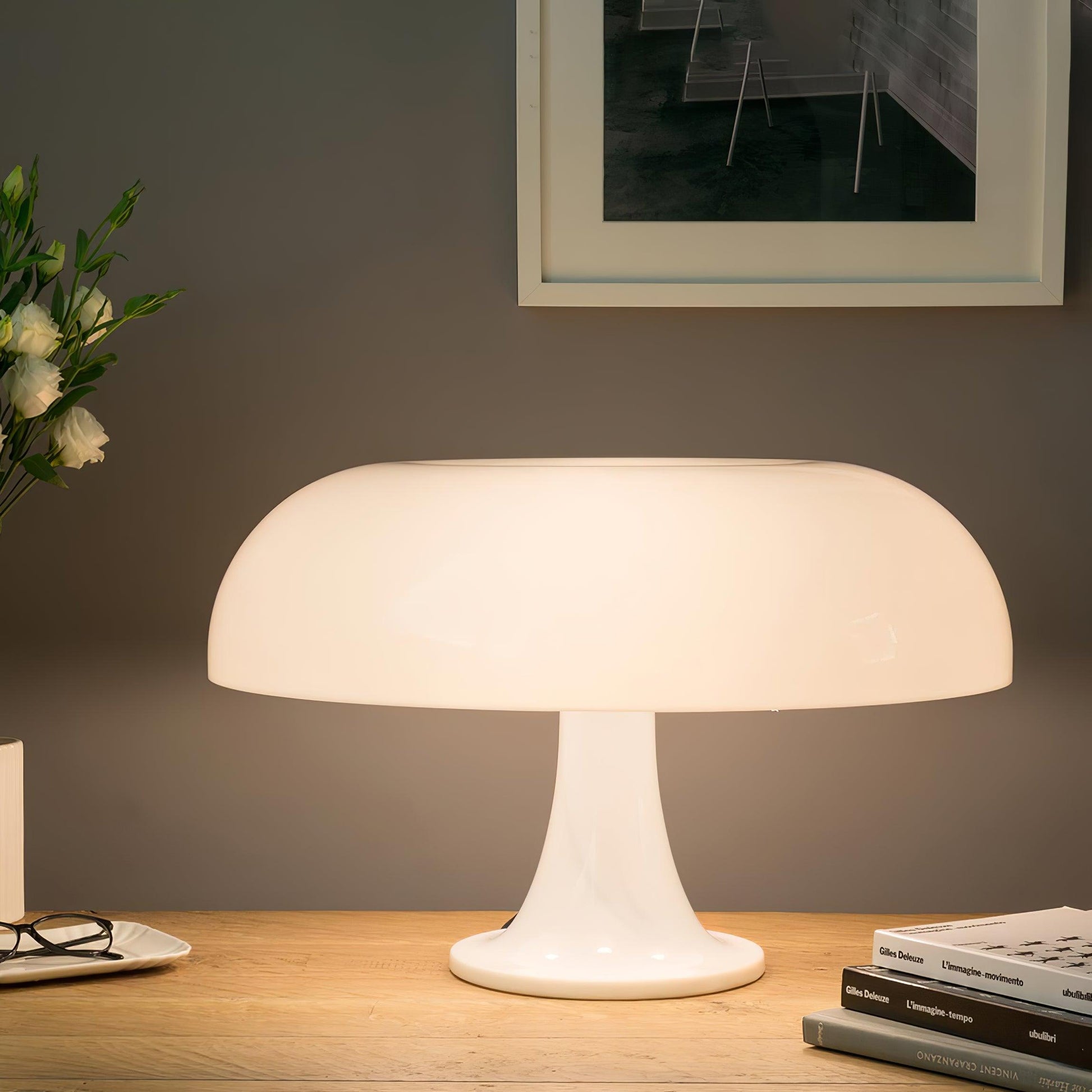 Mushroom Playful Table Lamp - Blowlighting