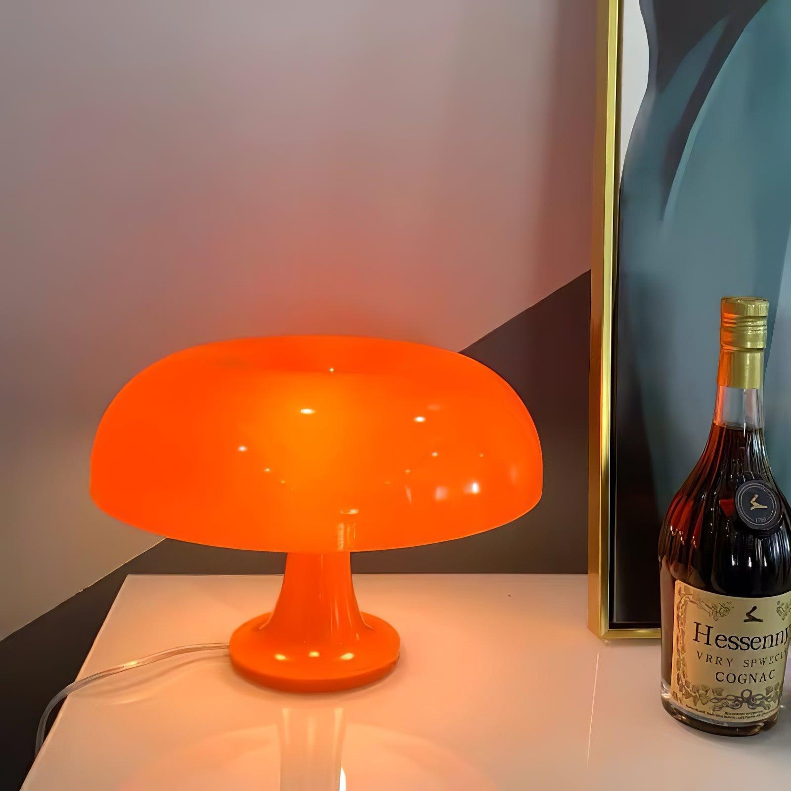 Mushroom Playful Table Lamp - Blowlighting