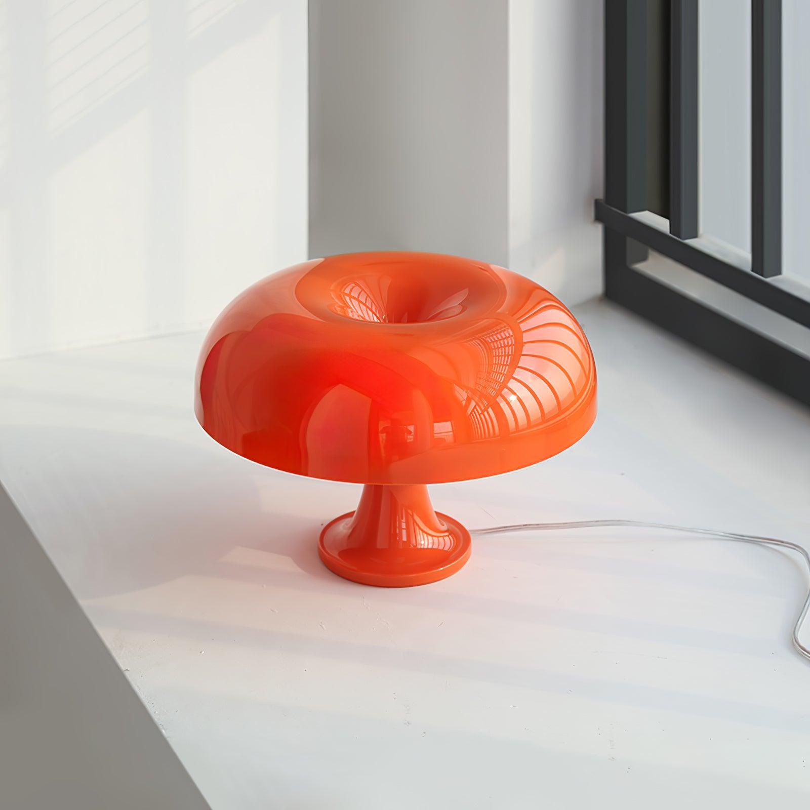 Mushroom Playful Table Lamp - Blowlighting