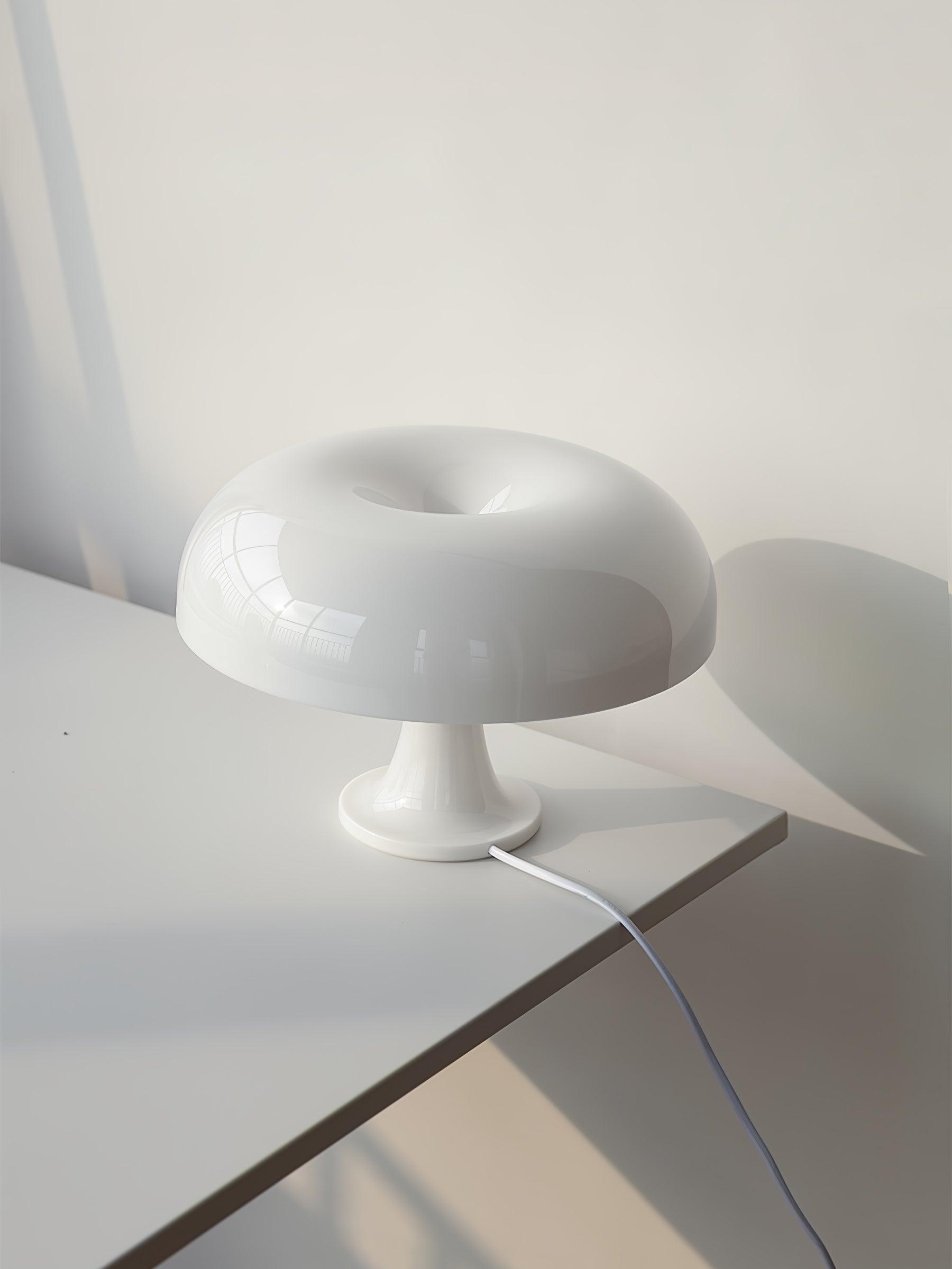Mushroom Playful Table Lamp - Blowlighting