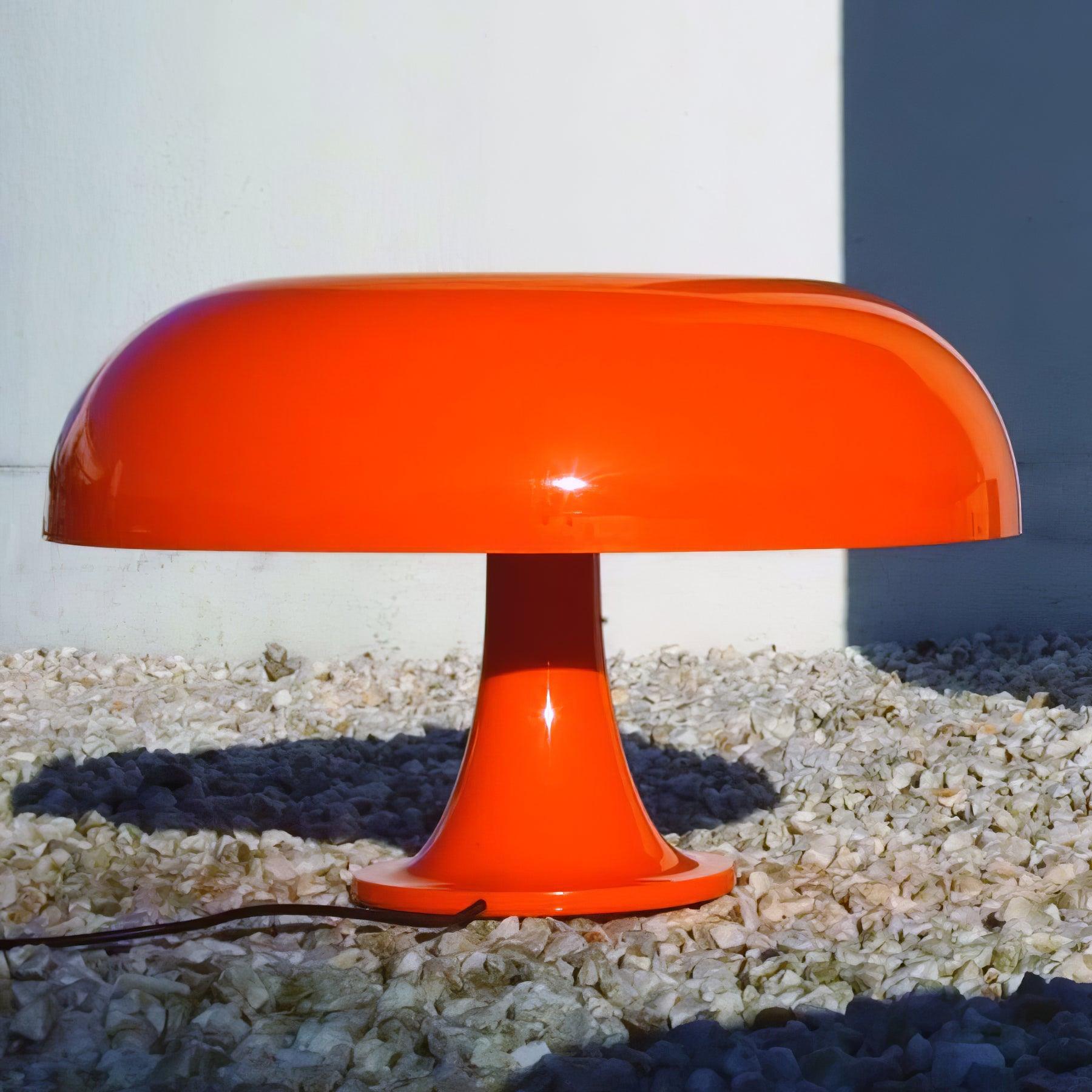 Mushroom Playful Table Lamp - Blowlighting