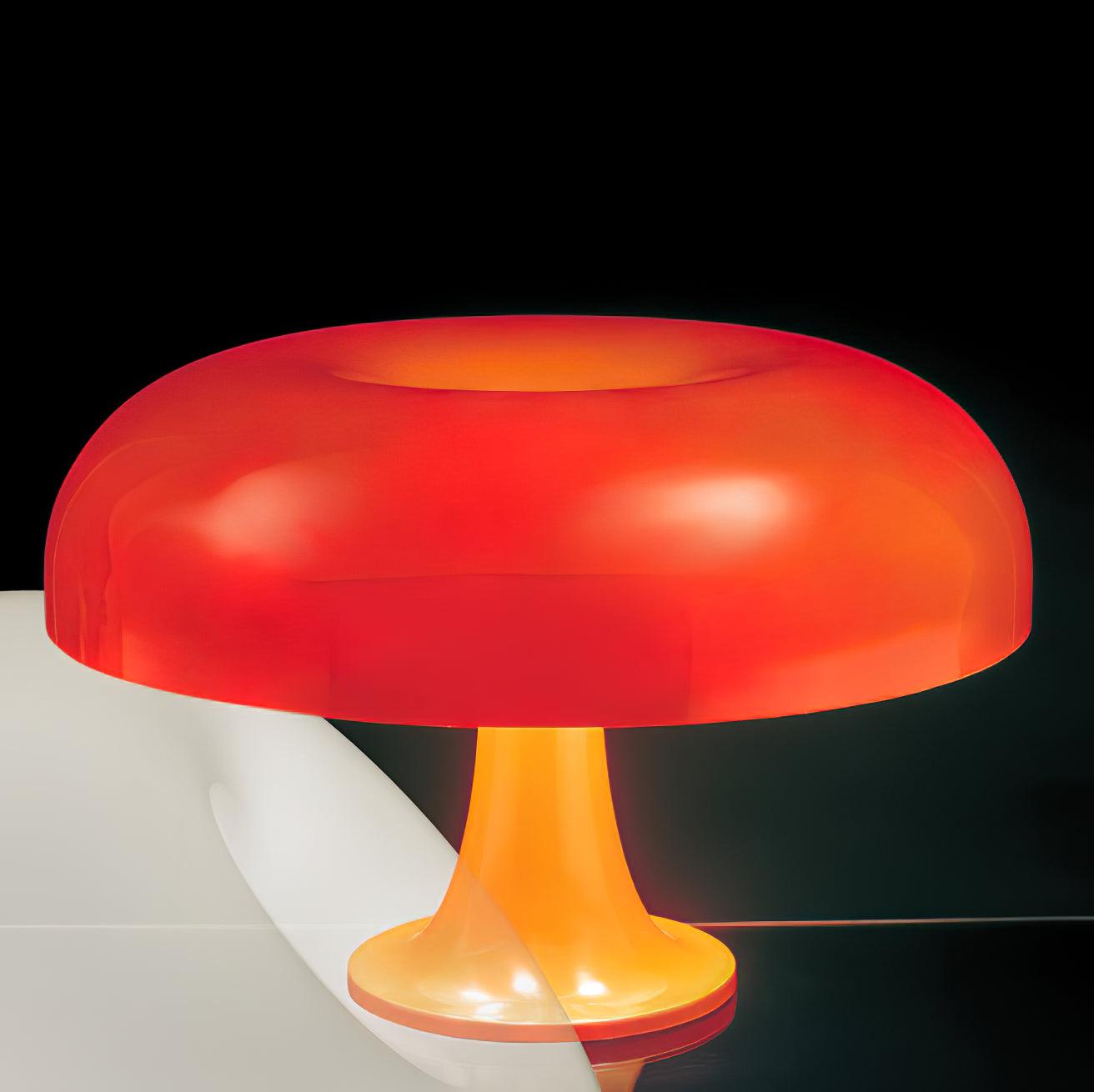Mushroom Playful Table Lamp - Blowlighting