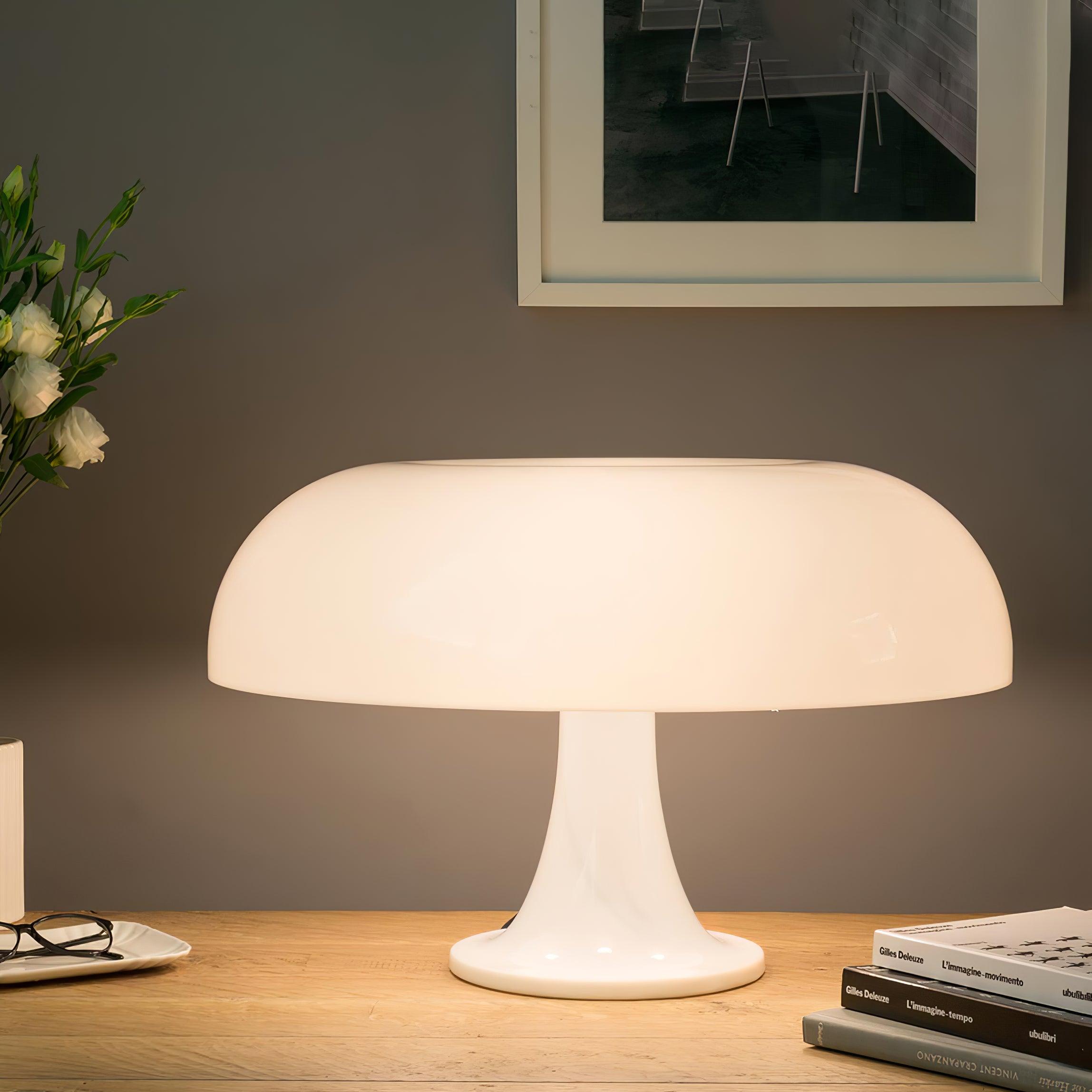 Mushroom Playful Table Lamp - Blowlighting