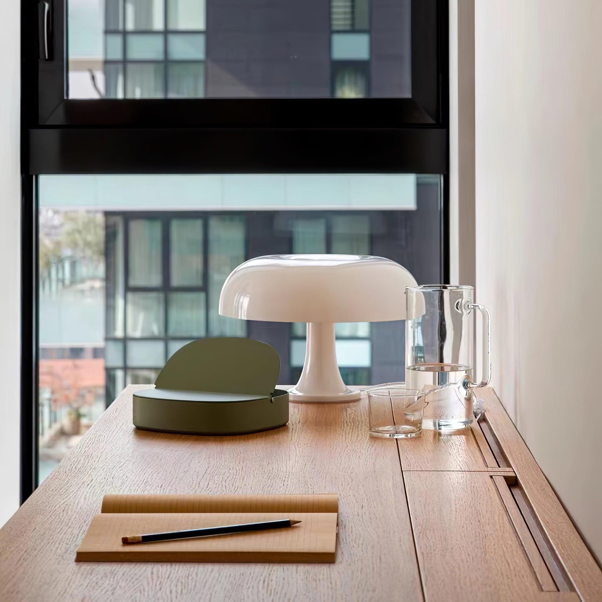 Mushroom Playful Table Lamp - Blowlighting