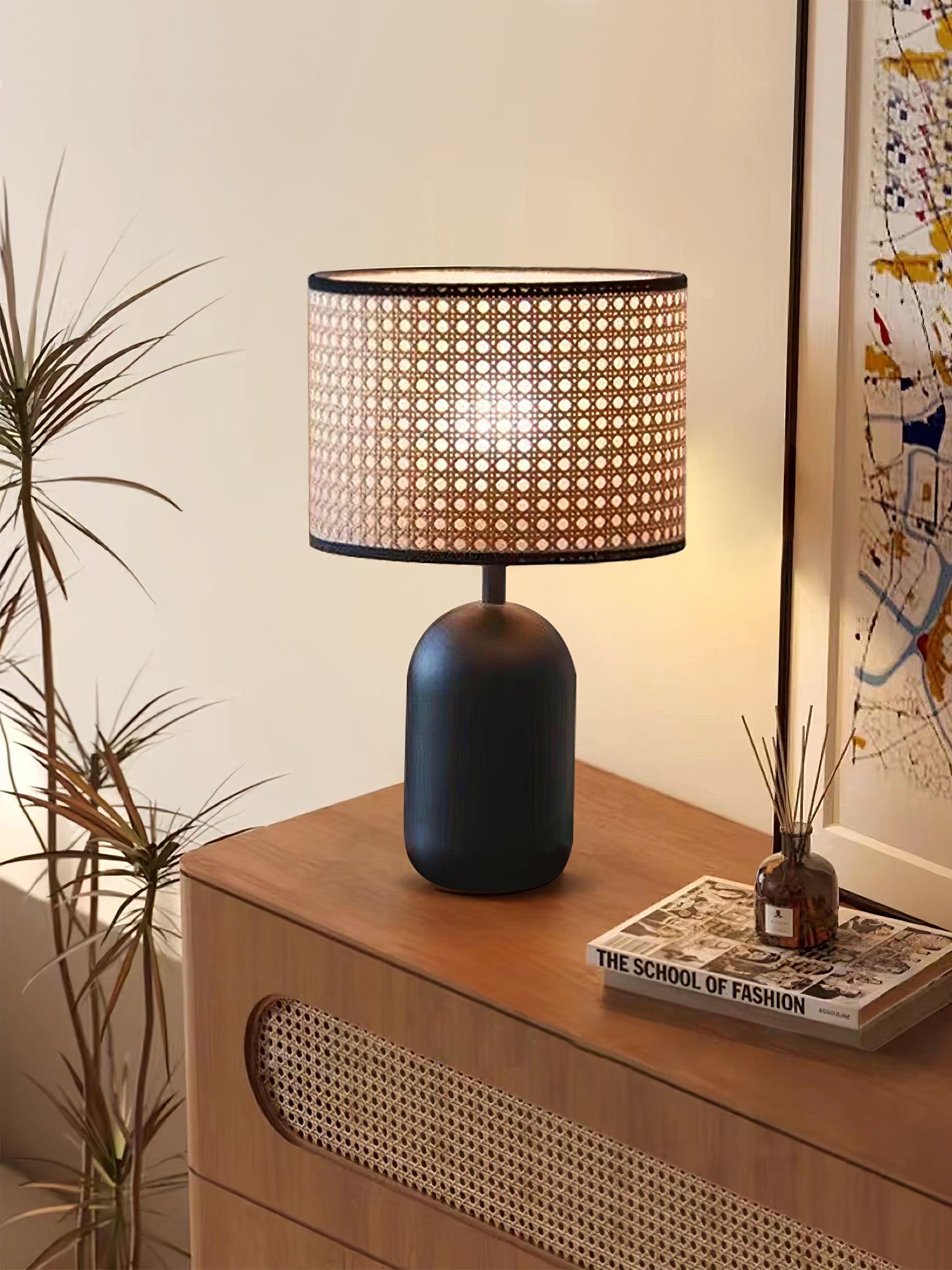 Nico Table Lamp - Blowlighting