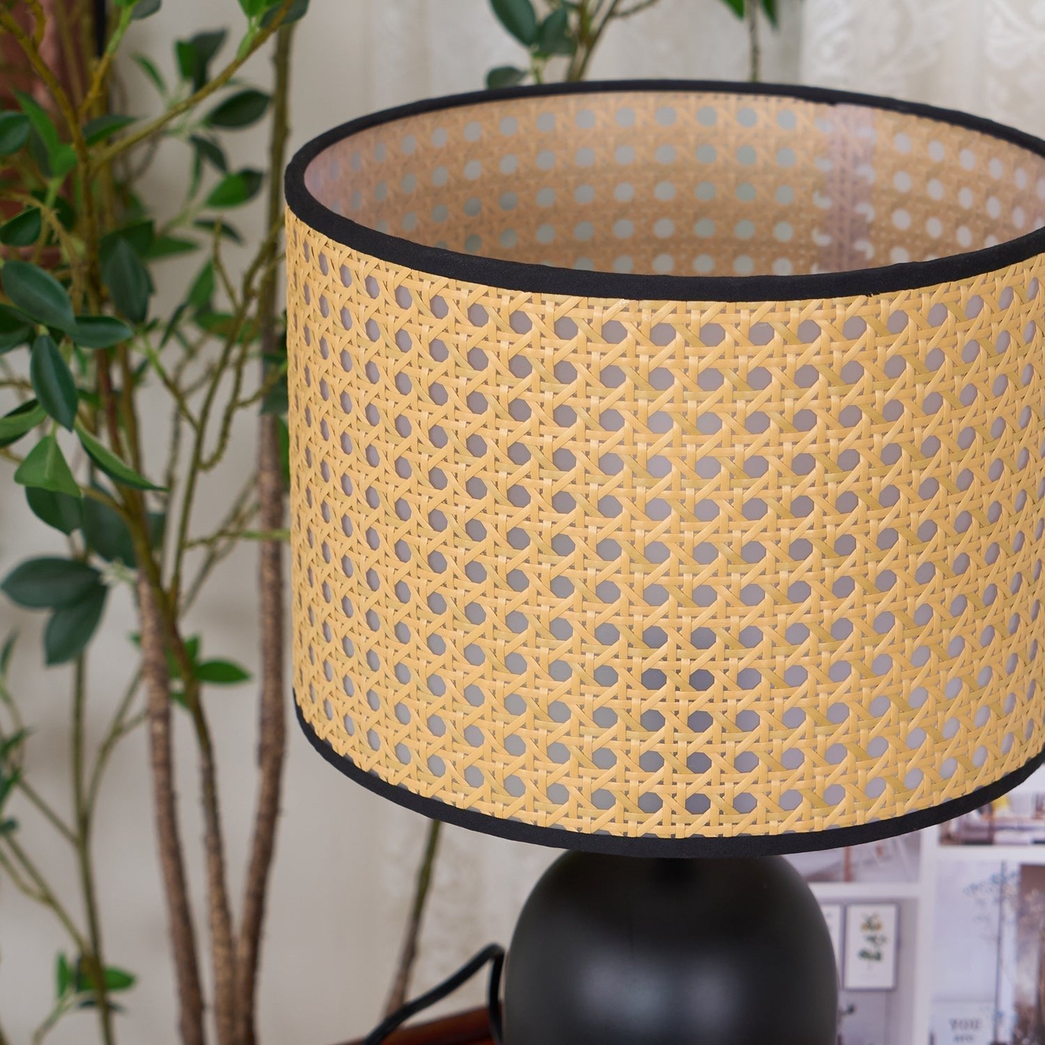 Nico Table Lamp - Blowlighting