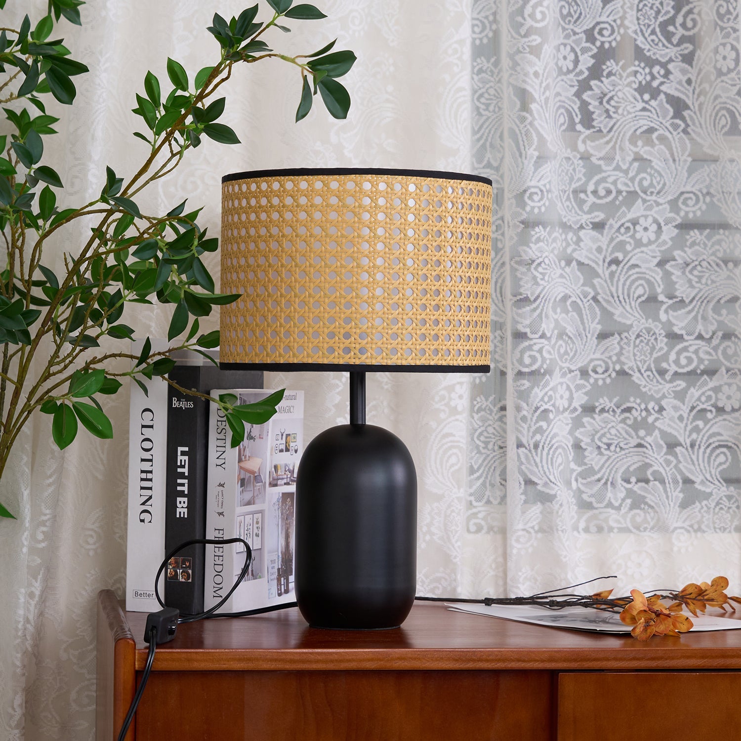 Nico Table Lamp - Blowlighting