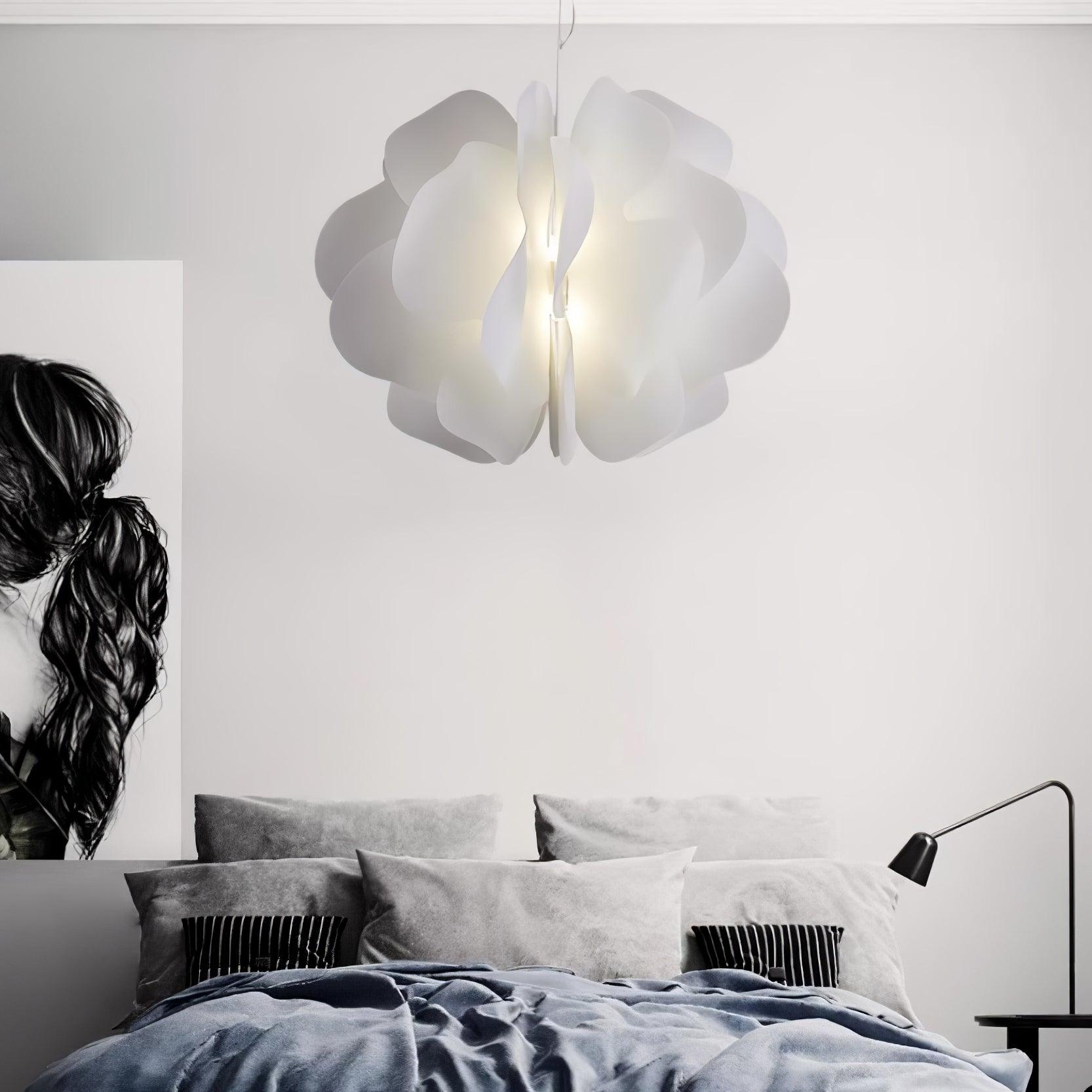 Nightbloom Pendant Lamp - Blowlighting