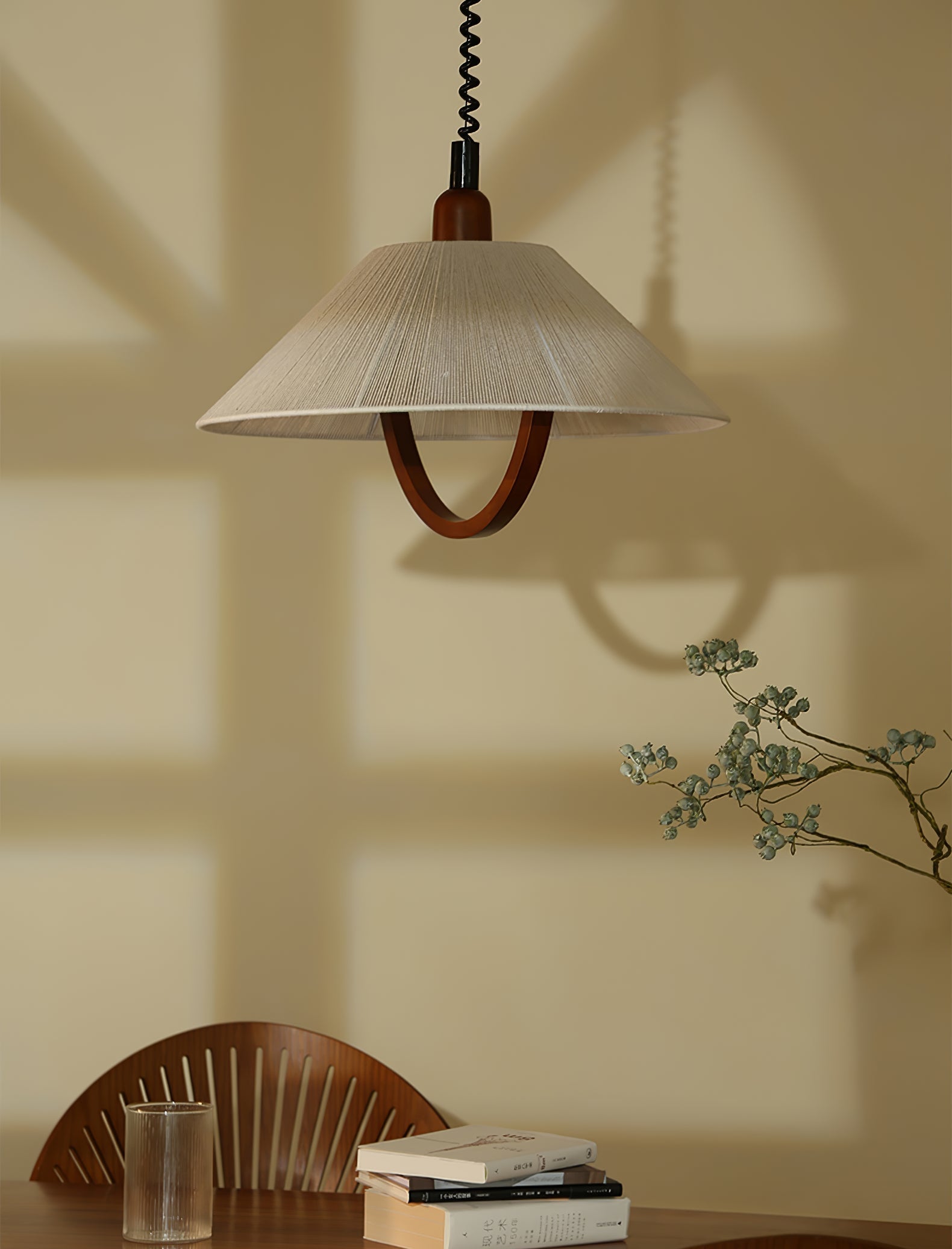 Eleanor Minimalist Metal Pendant Light - Blowlighting