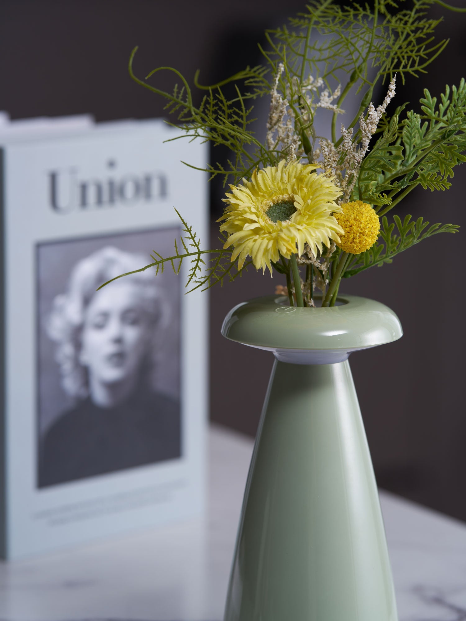 Noko Mushroom Rechargeable Table Lamp - Blowlighting