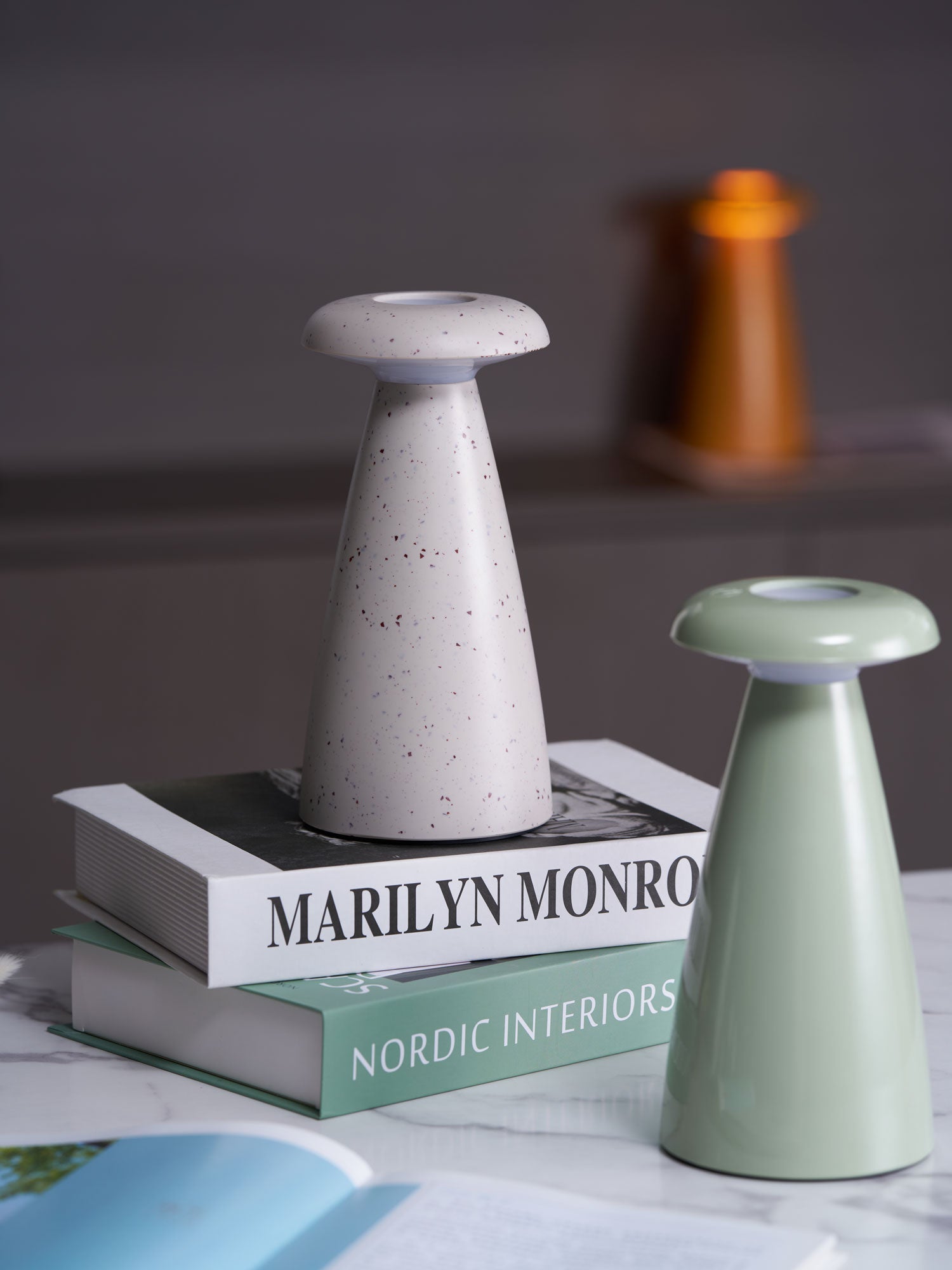 Noko Mushroom Rechargeable Table Lamp - Blowlighting