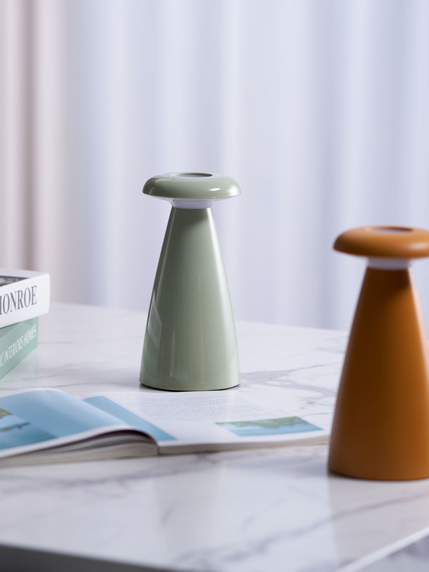 Noko Mushroom Rechargeable Table Lamp - Blowlighting