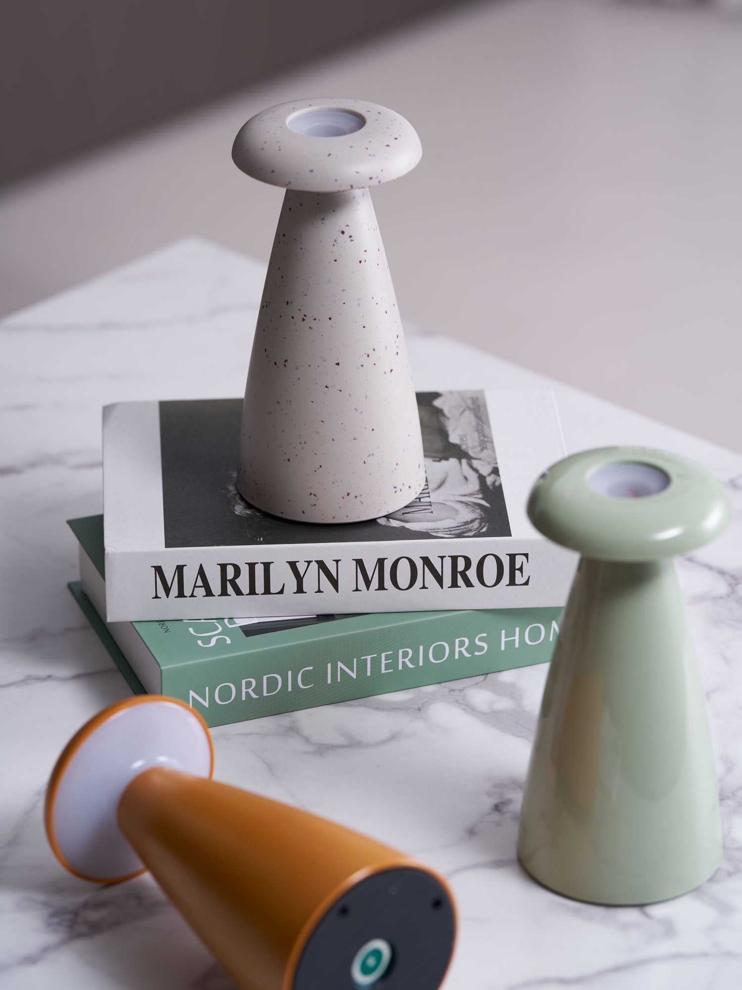 Noko Mushroom Rechargeable Table Lamp - Blowlighting