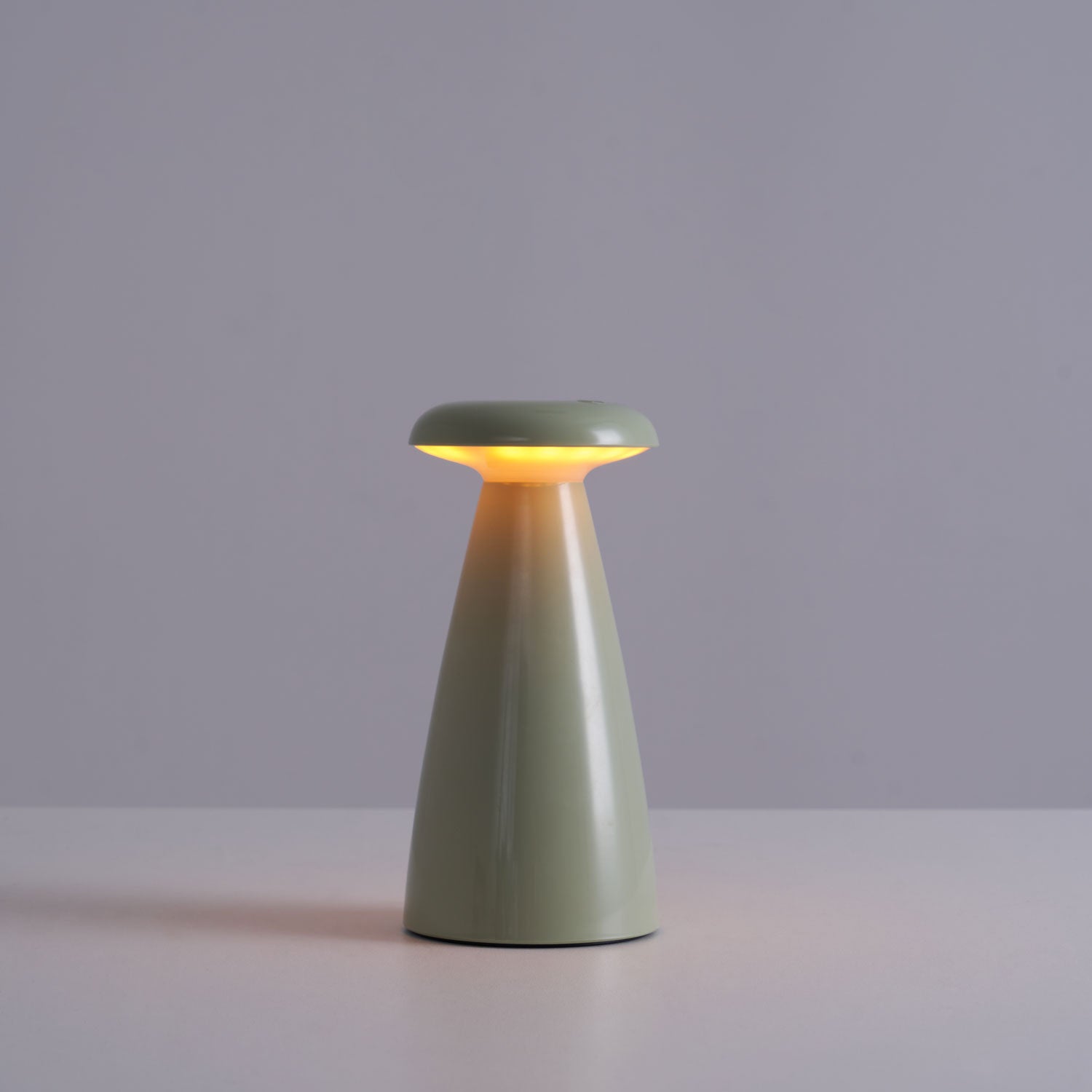 Noko Mushroom Rechargeable Table Lamp - Blowlighting