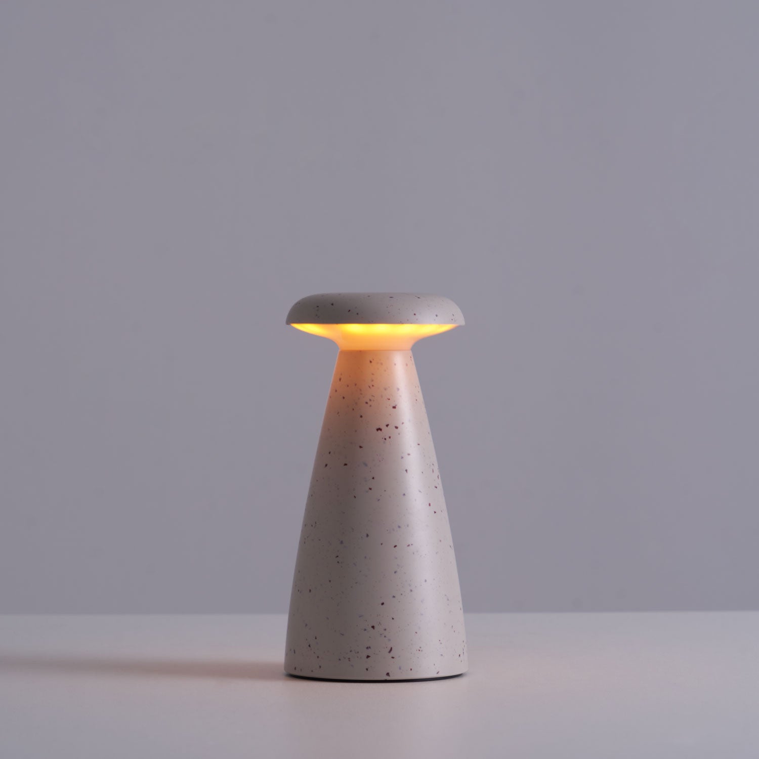 Noko Mushroom Rechargeable Table Lamp - Blowlighting