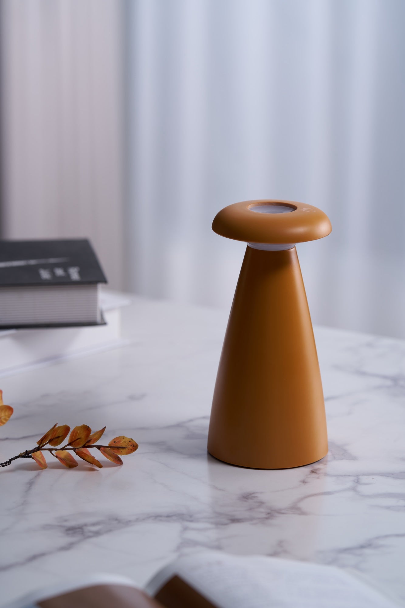 Noko Mushroom Rechargeable Table Lamp - Blowlighting