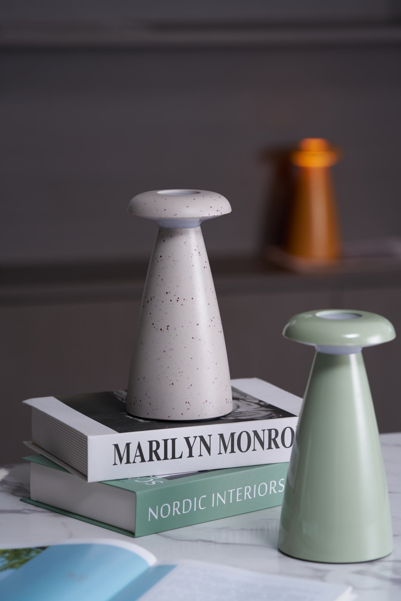 Noko Mushroom Rechargeable Table Lamp - Blowlighting