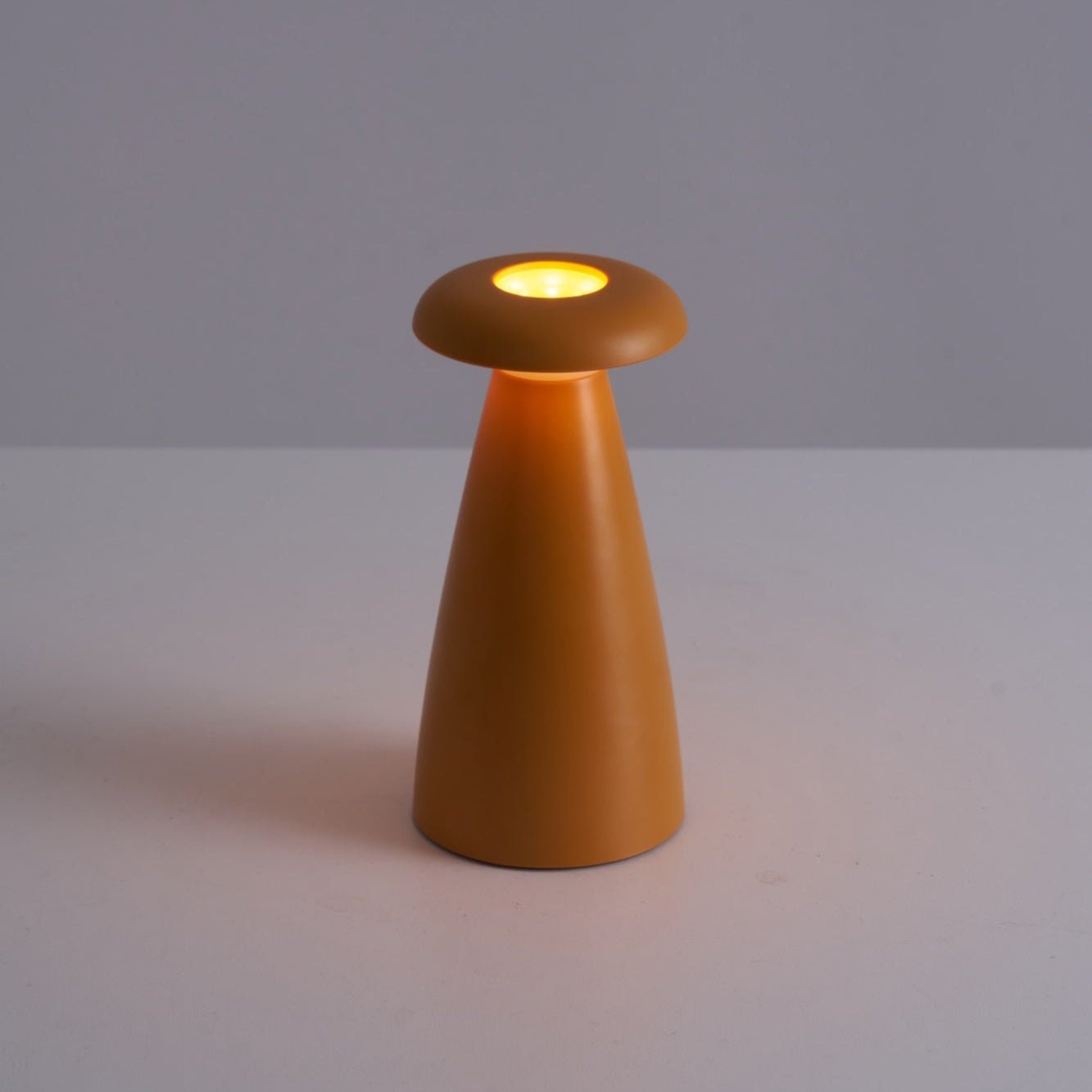 Noko Mushroom Rechargeable Table Lamp - Blowlighting
