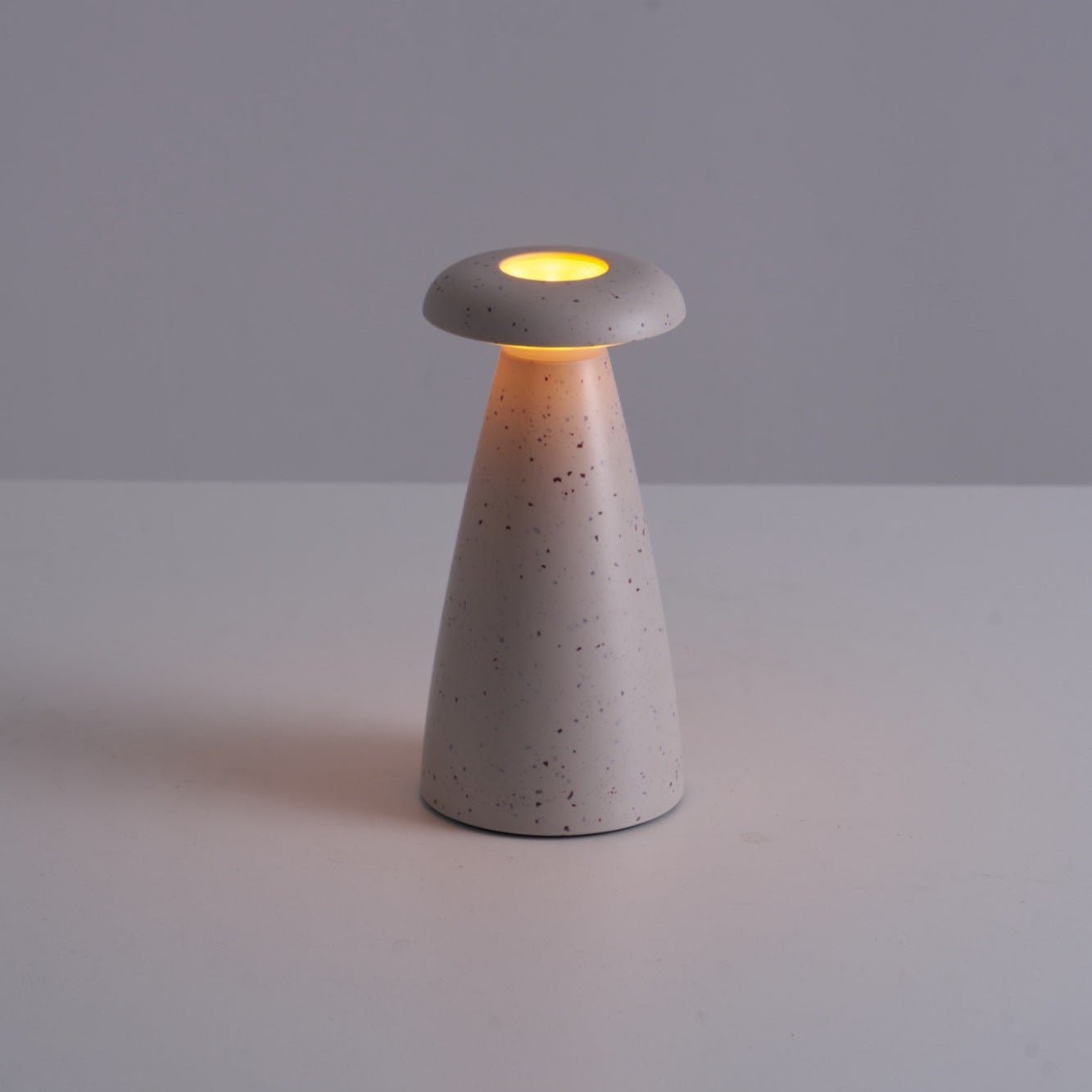 Noko Mushroom Rechargeable Table Lamp - Blowlighting