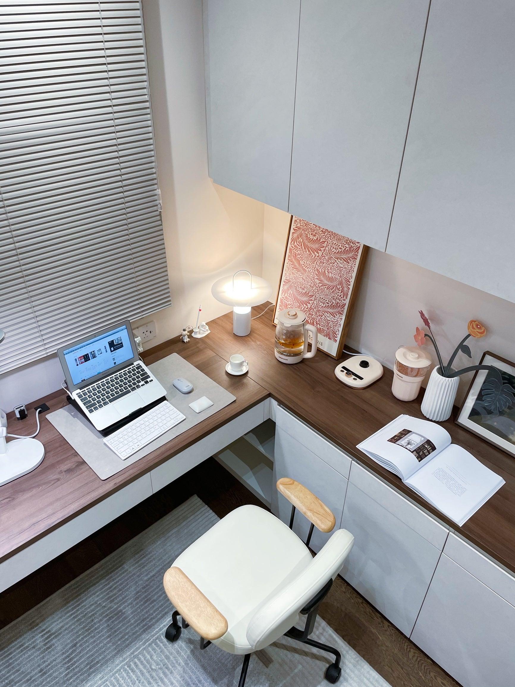 Nomade Table Lamp - Blowlighting