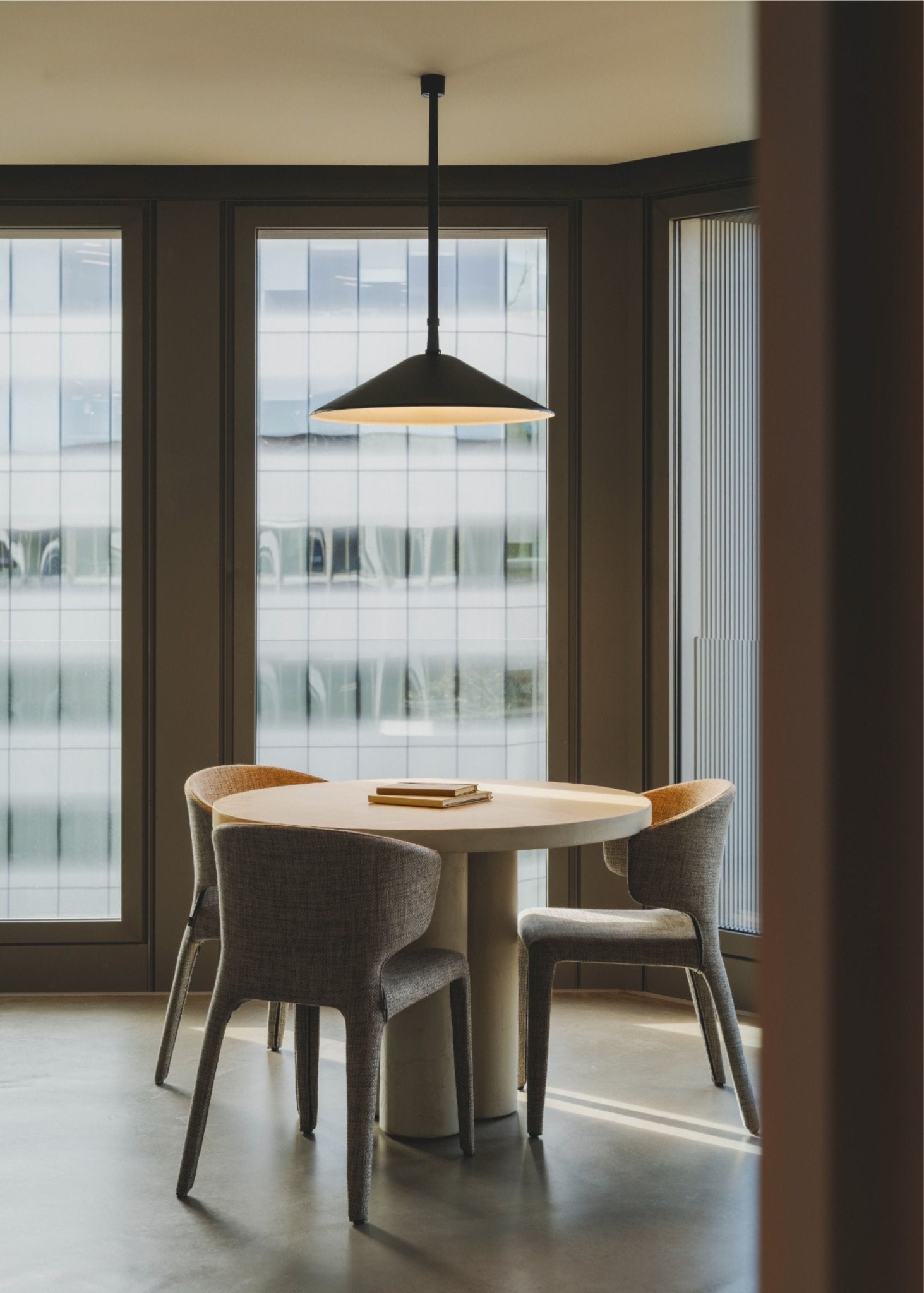 Nomar Canvas Pendant Light - Blowlighting