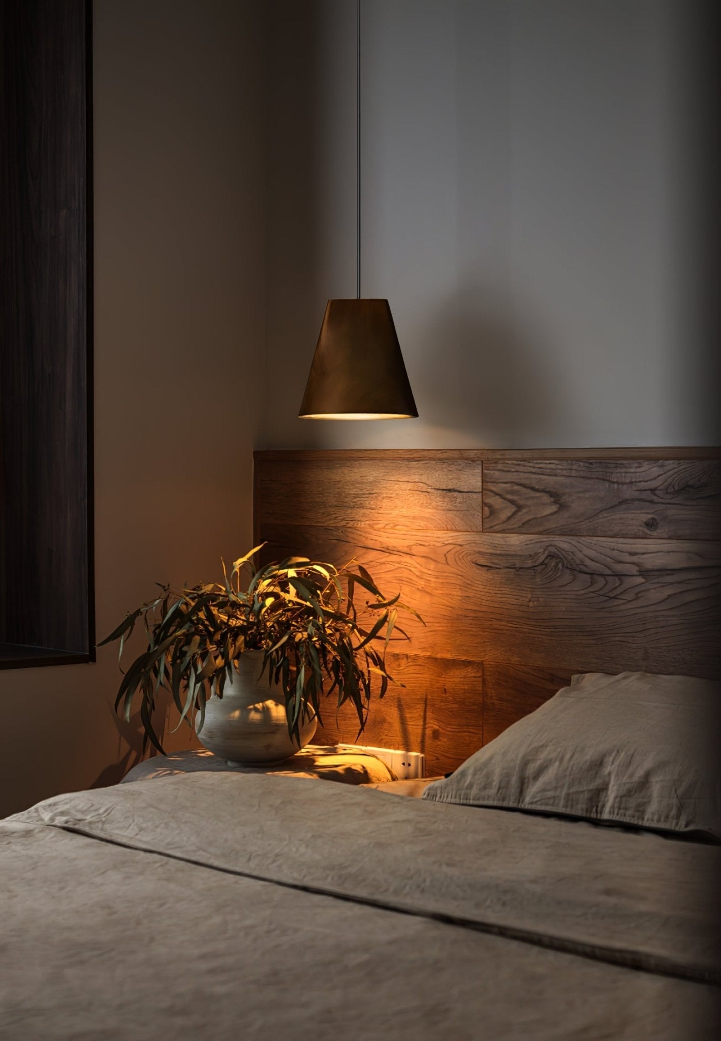 Vetra Rustic Wood Pendant Light - Blowlighting