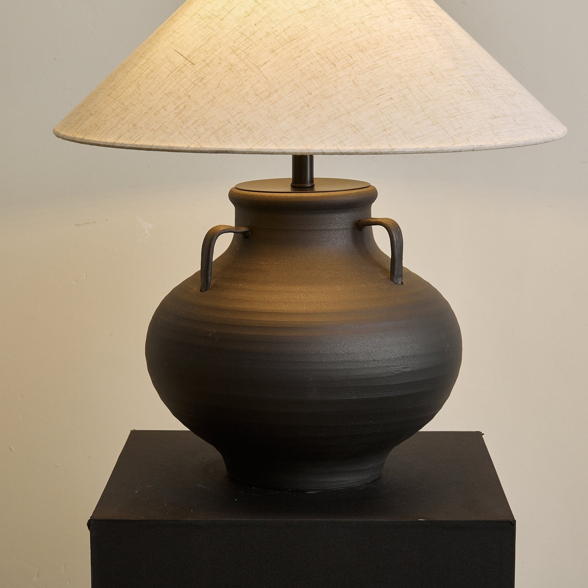 Obscura Table Lamp - Blowlighting