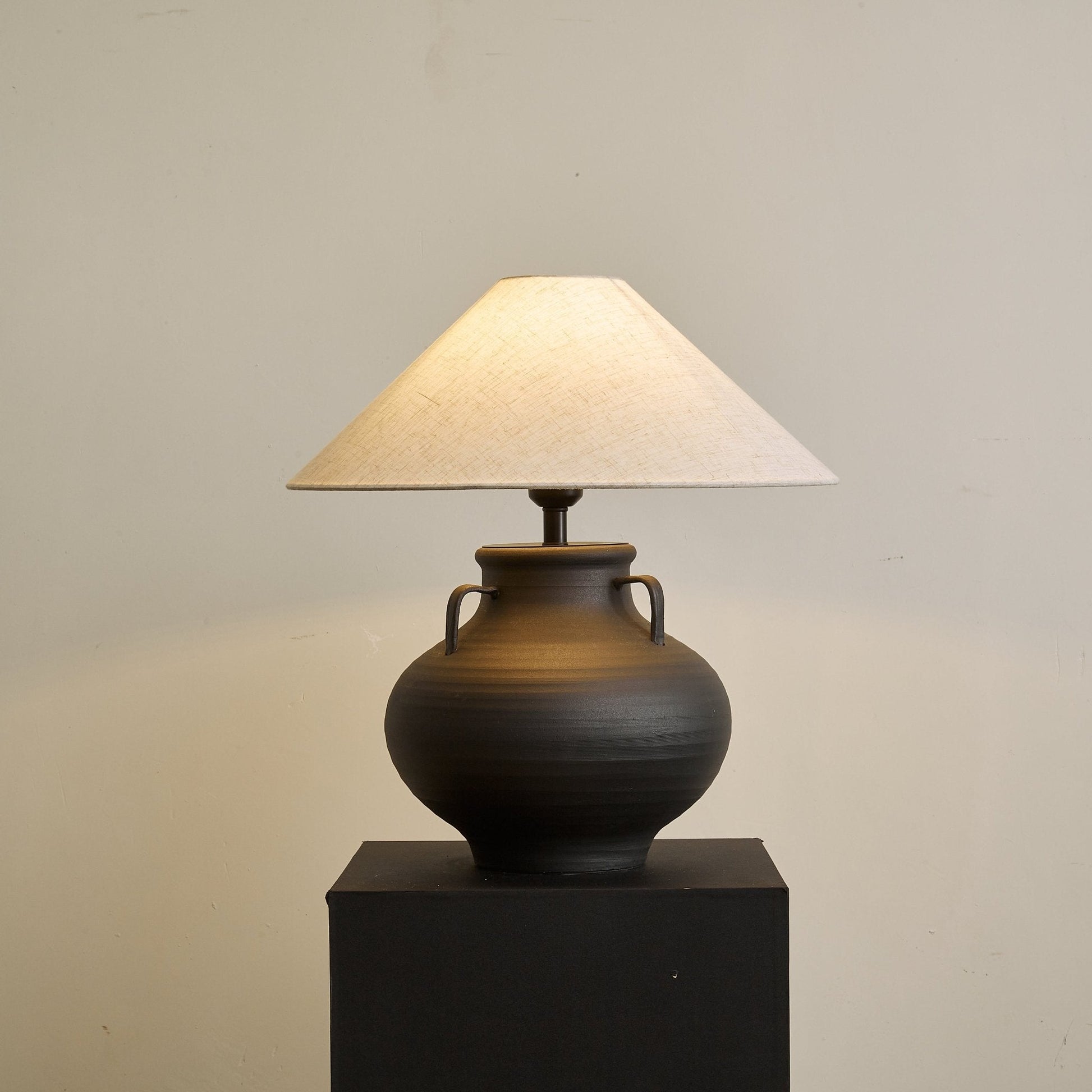 Obscura Table Lamp - Blowlighting