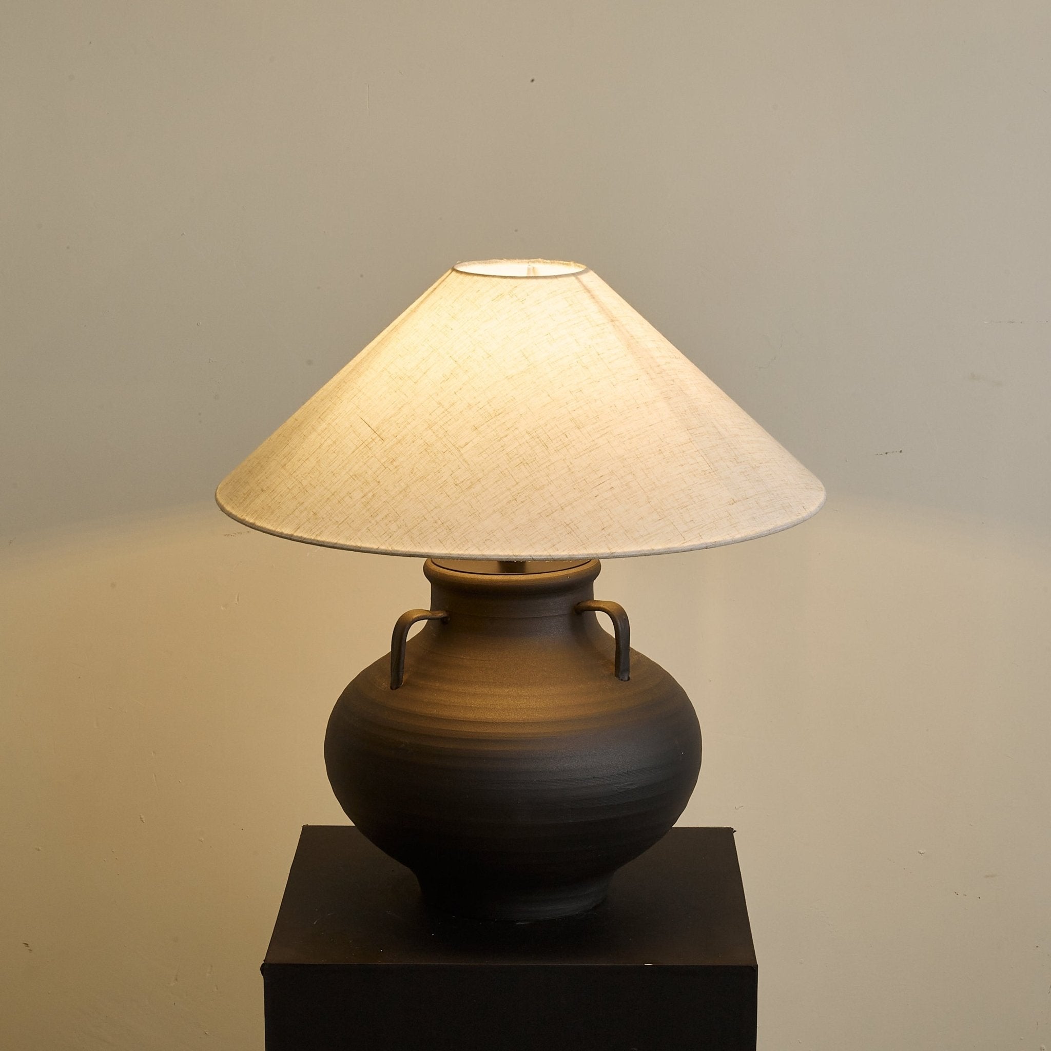 Obscura Table Lamp - Blowlighting