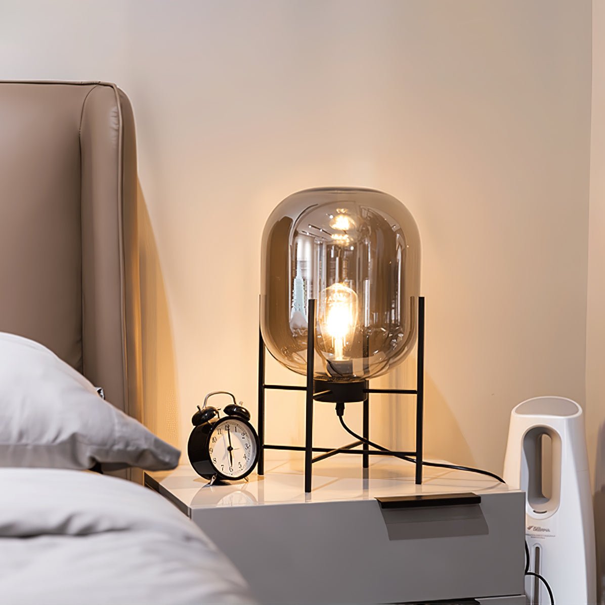 Oda Table Lamp - Blowlighting