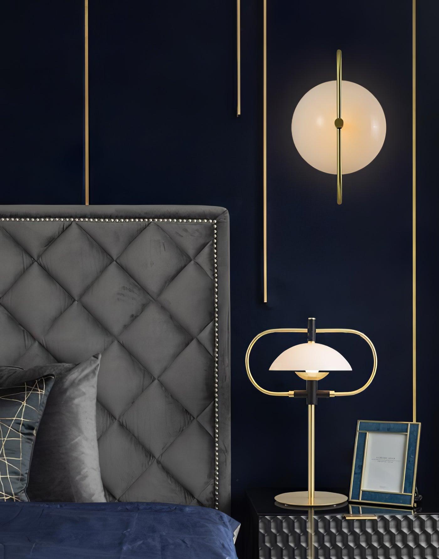 Madison Minimalist Metal Wall Lamp - Blowlighting