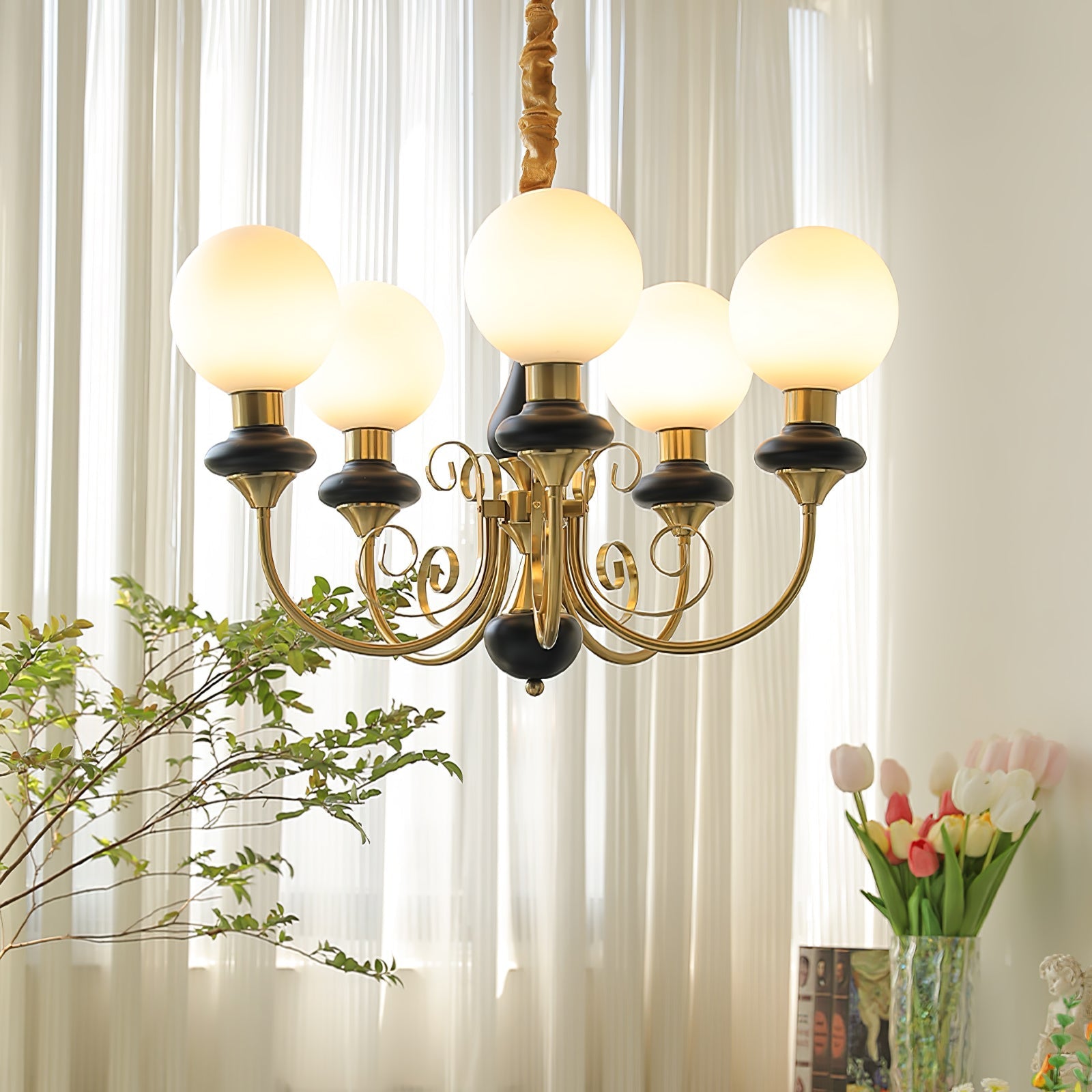 Onyx Chandelier - Blowlighting