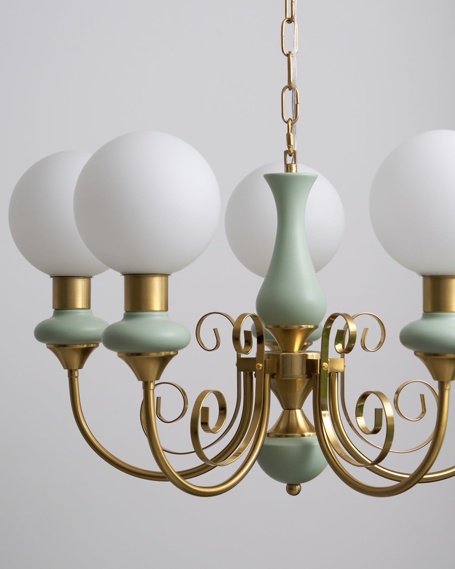 Onyx Chandelier - Blowlighting