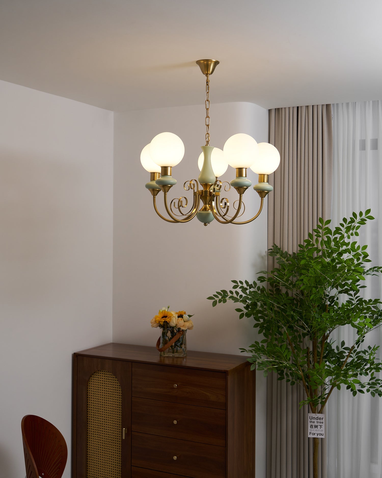 Onyx Chandelier - Blowlighting