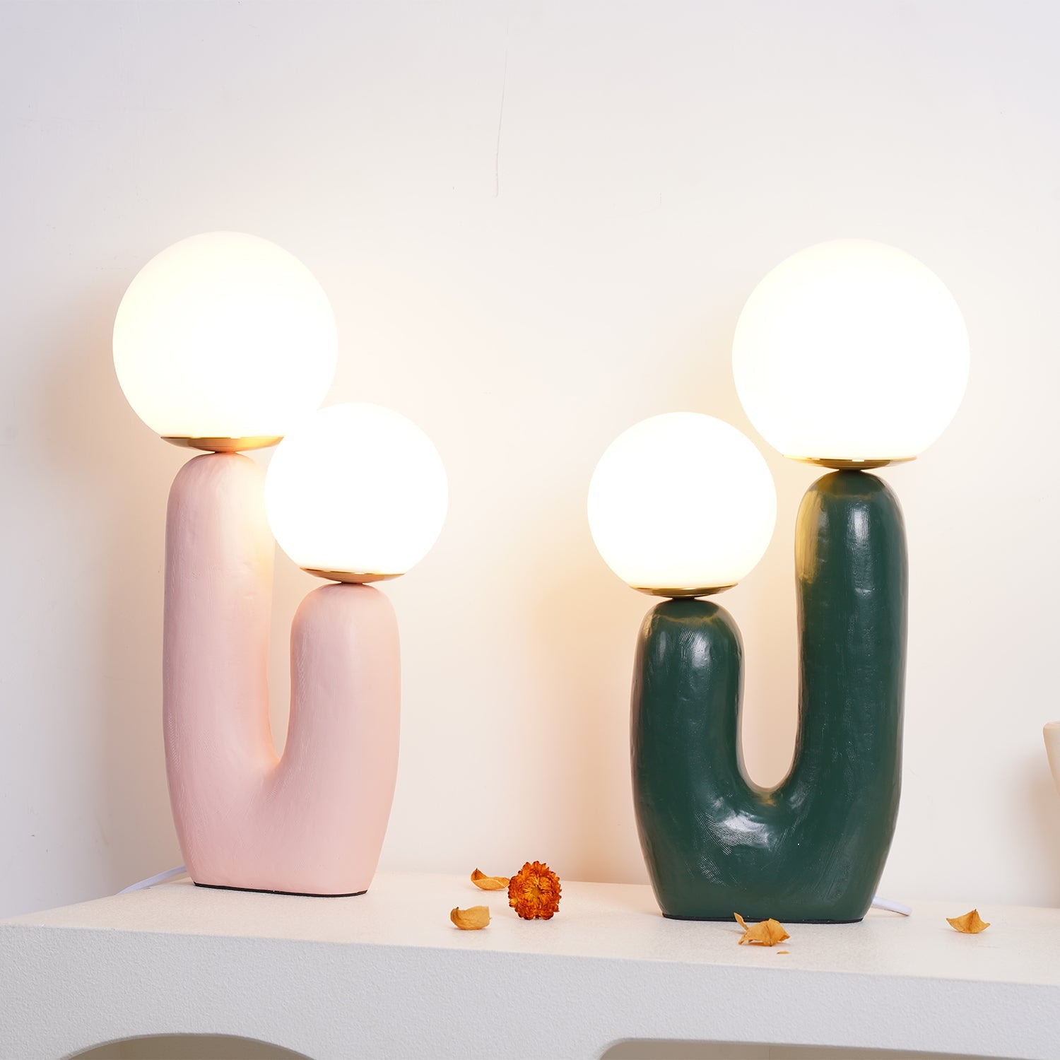 Oo Rough Table Lamp - Blowlighting