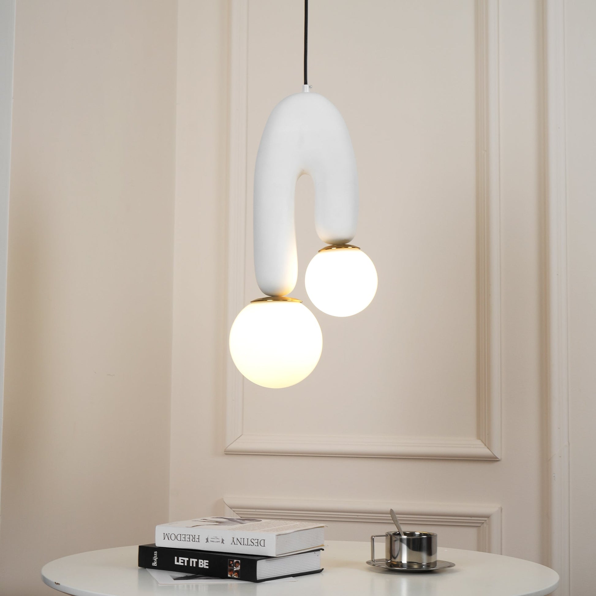 Oo Smooth Pendant Light - Blowlighting