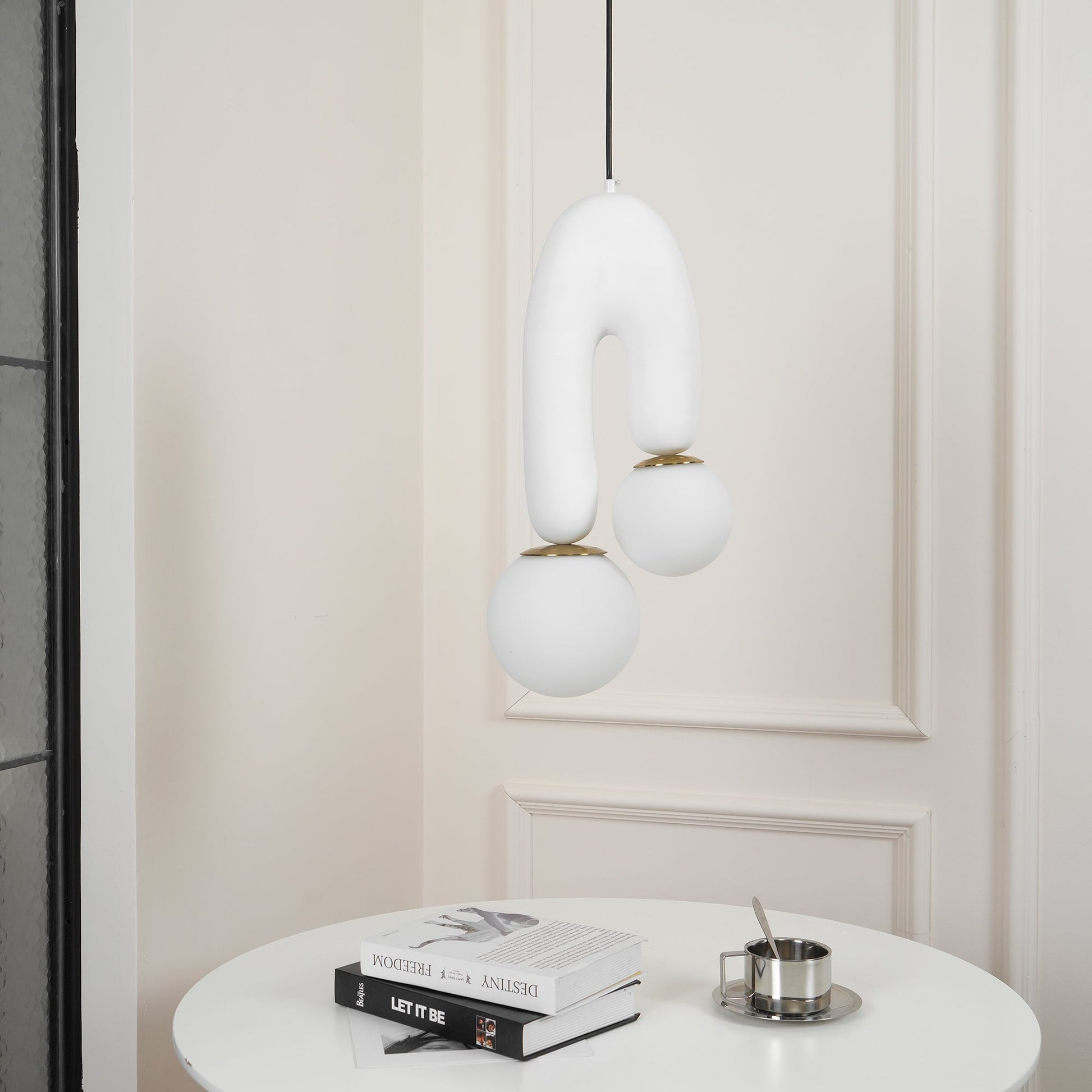 Oo Smooth Pendant Light - Blowlighting