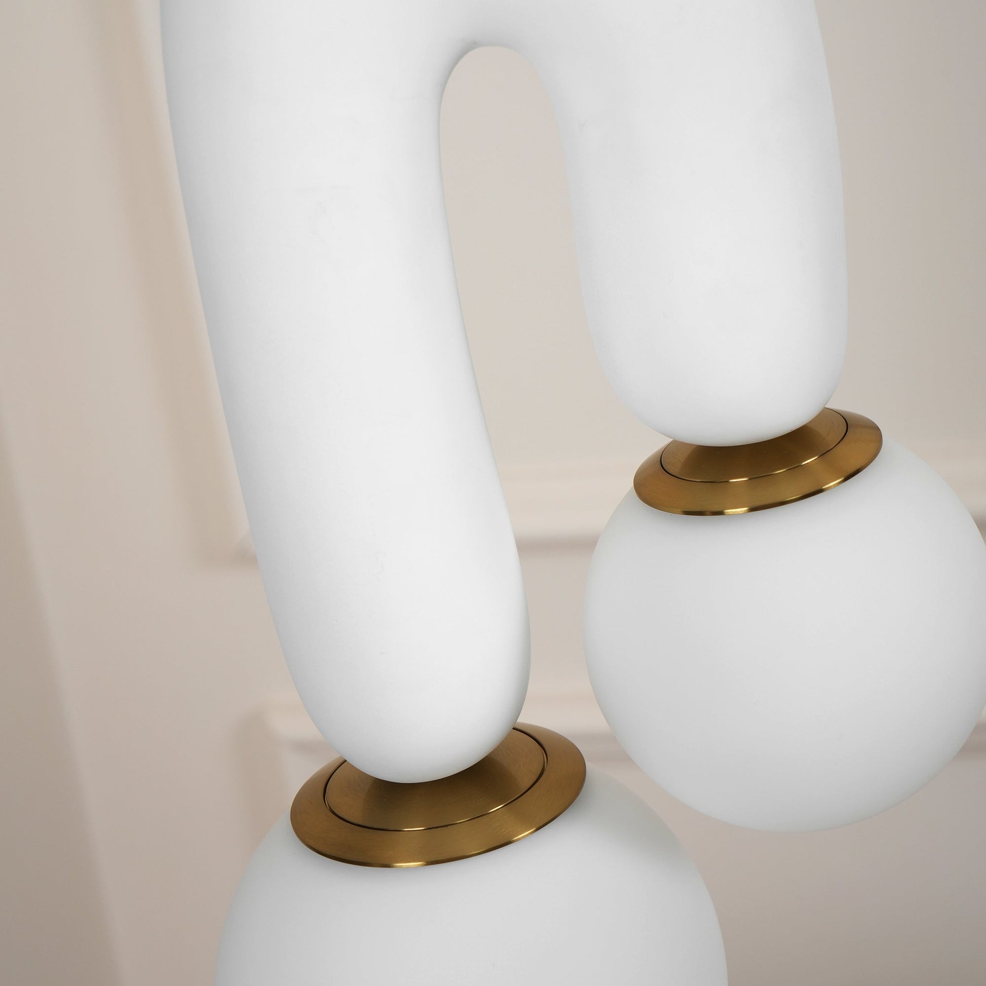 Oo Smooth Pendant Light - Blowlighting