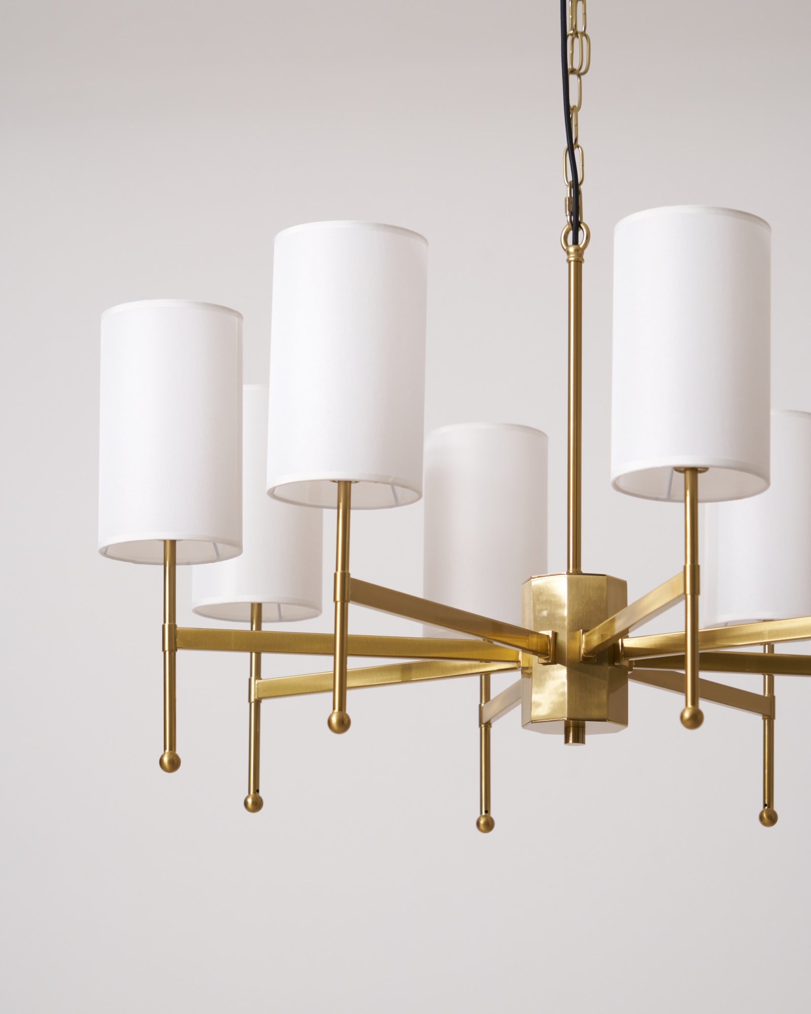 Brilliancess Brass Chandelier - Blowlighting