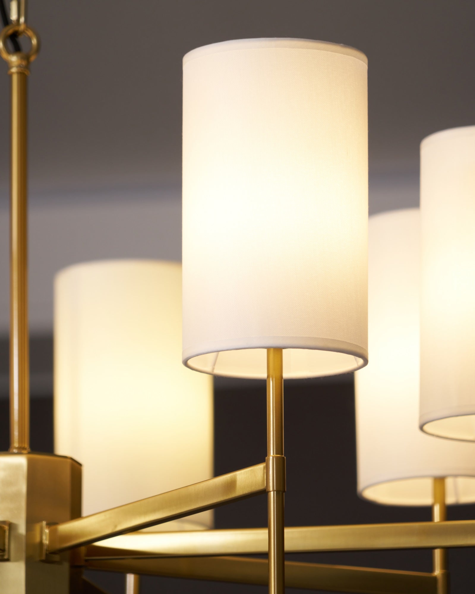 Brilliancess Brass Chandelier - Blowlighting