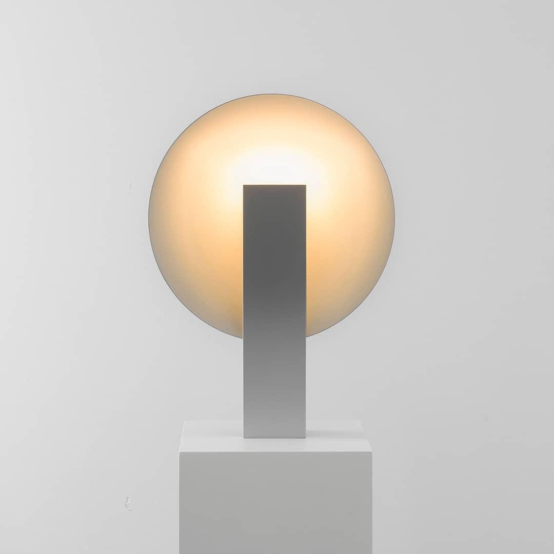 Orbe Table Lamp - Blowlighting