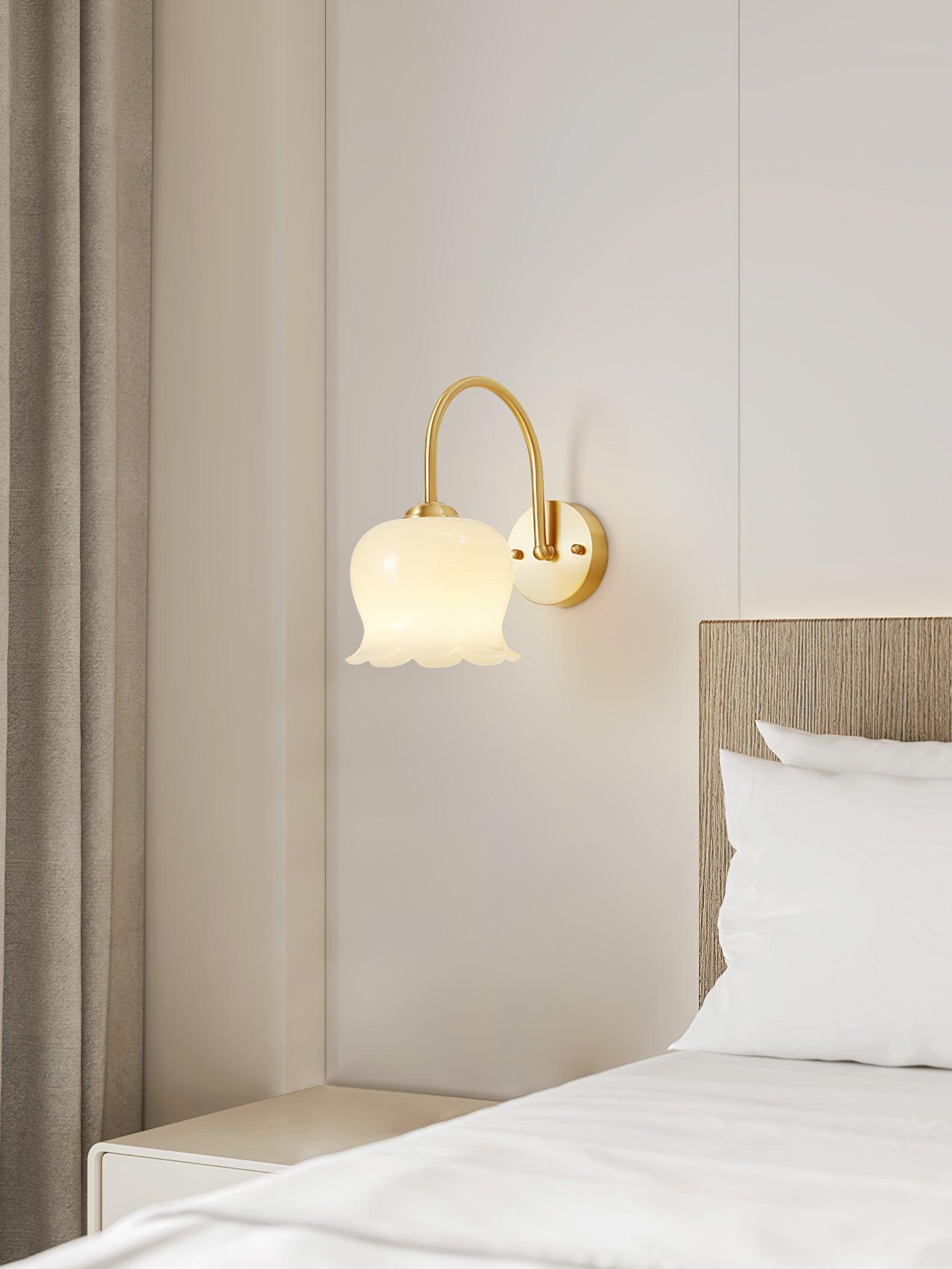 Orchids Wall Lamp - Blowlighting