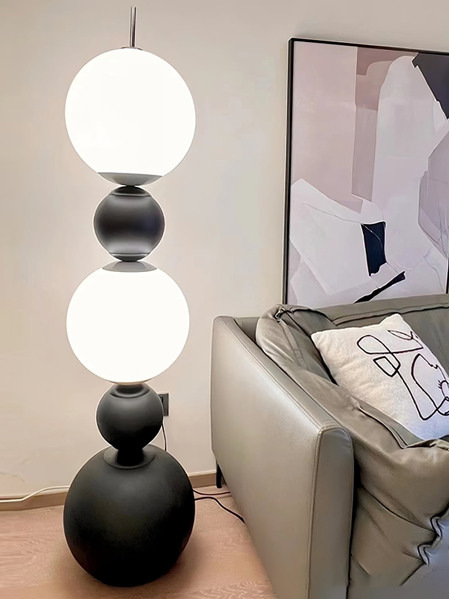 Ervynel Spherical Black Metal Floor Lamp - Blowlighting
