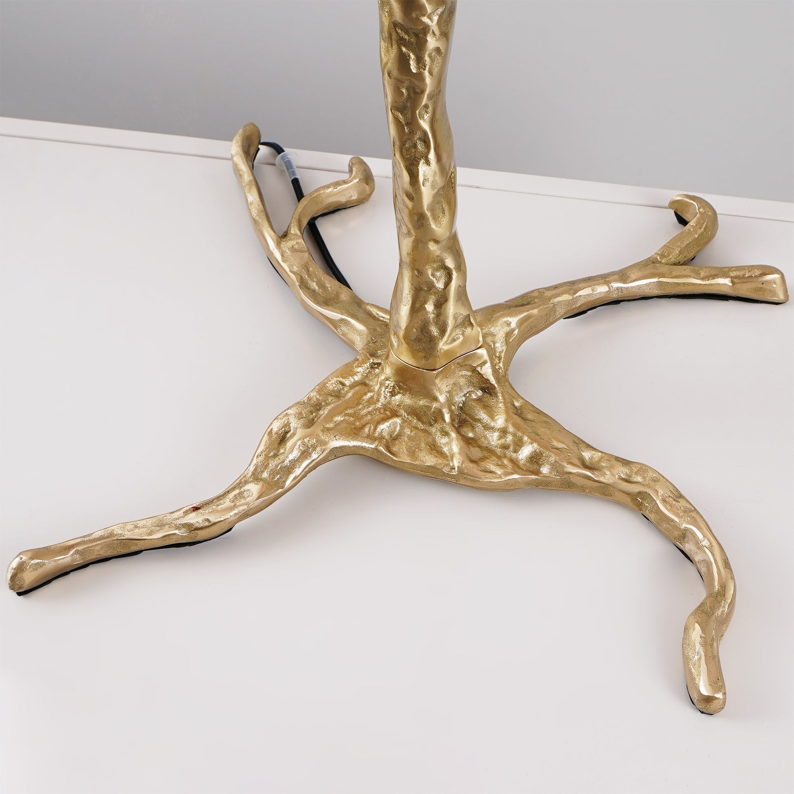 Ostrich Feather Brass Floor Lamp - Blowlighting