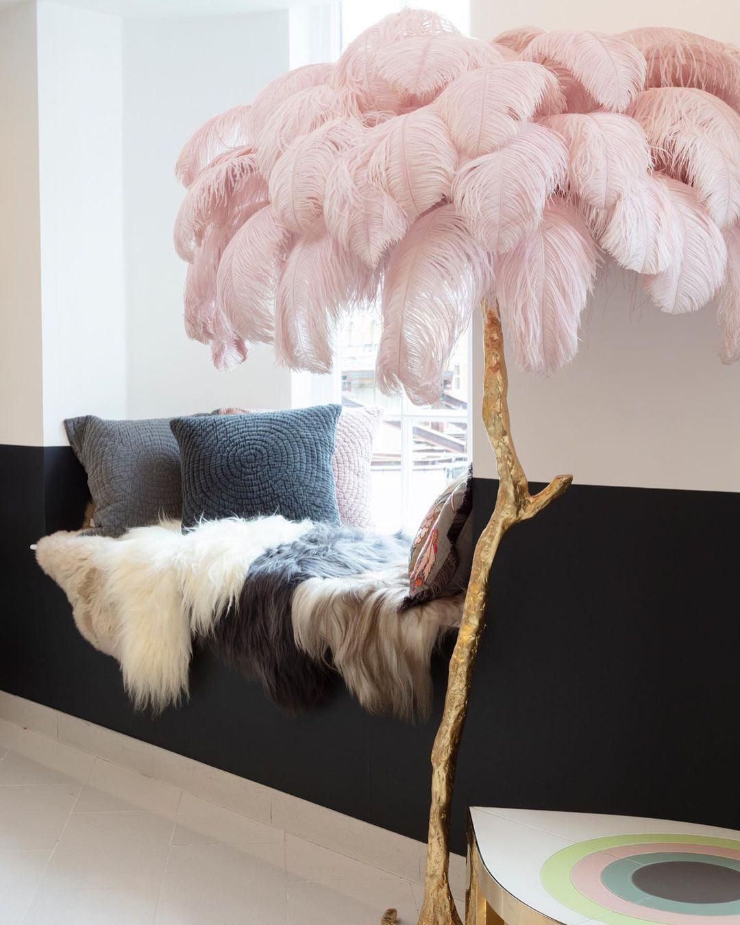 Ostrich Feather Brass Floor Lamp - Blowlighting