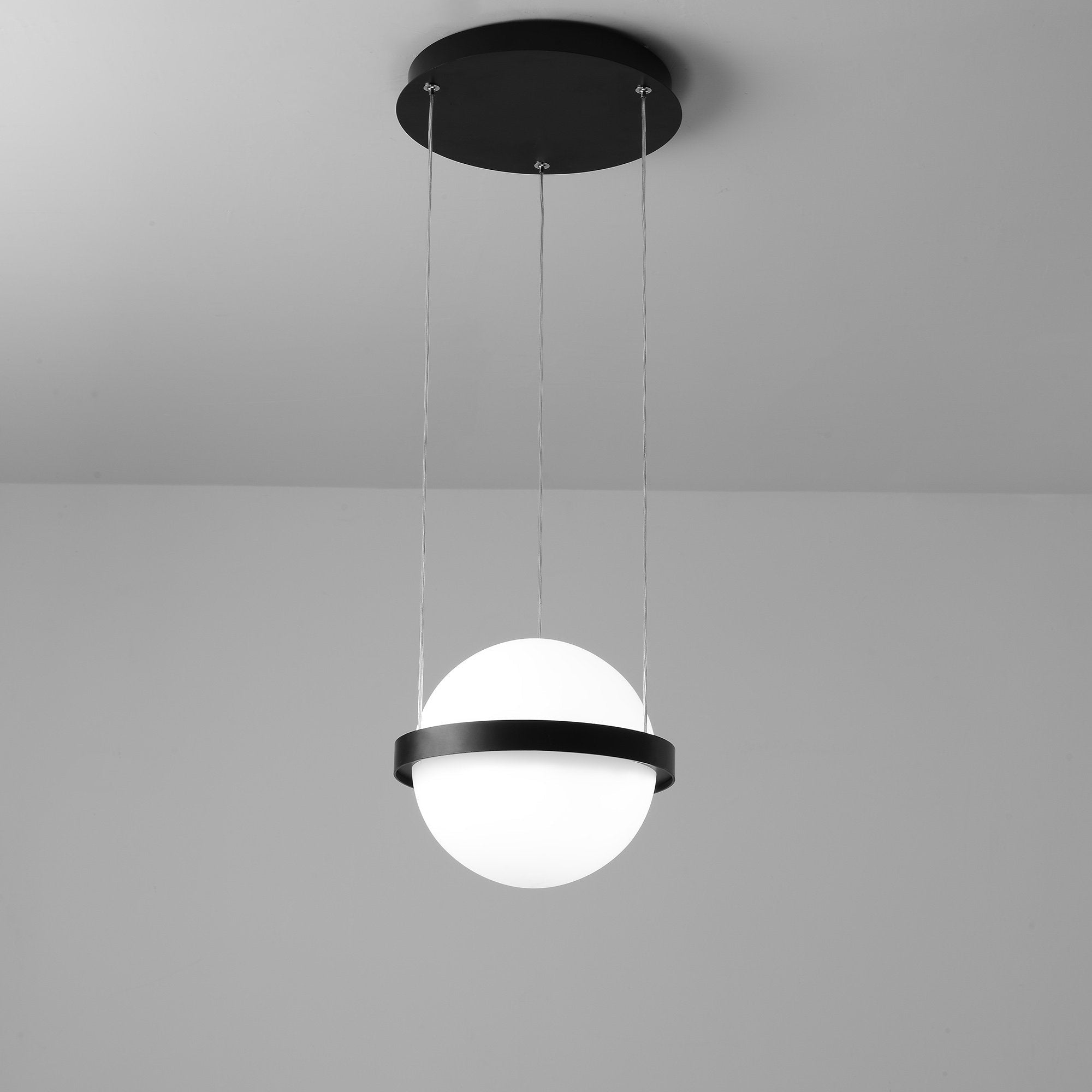 Orbit Sphere Pendant Lamp - Blowlighting